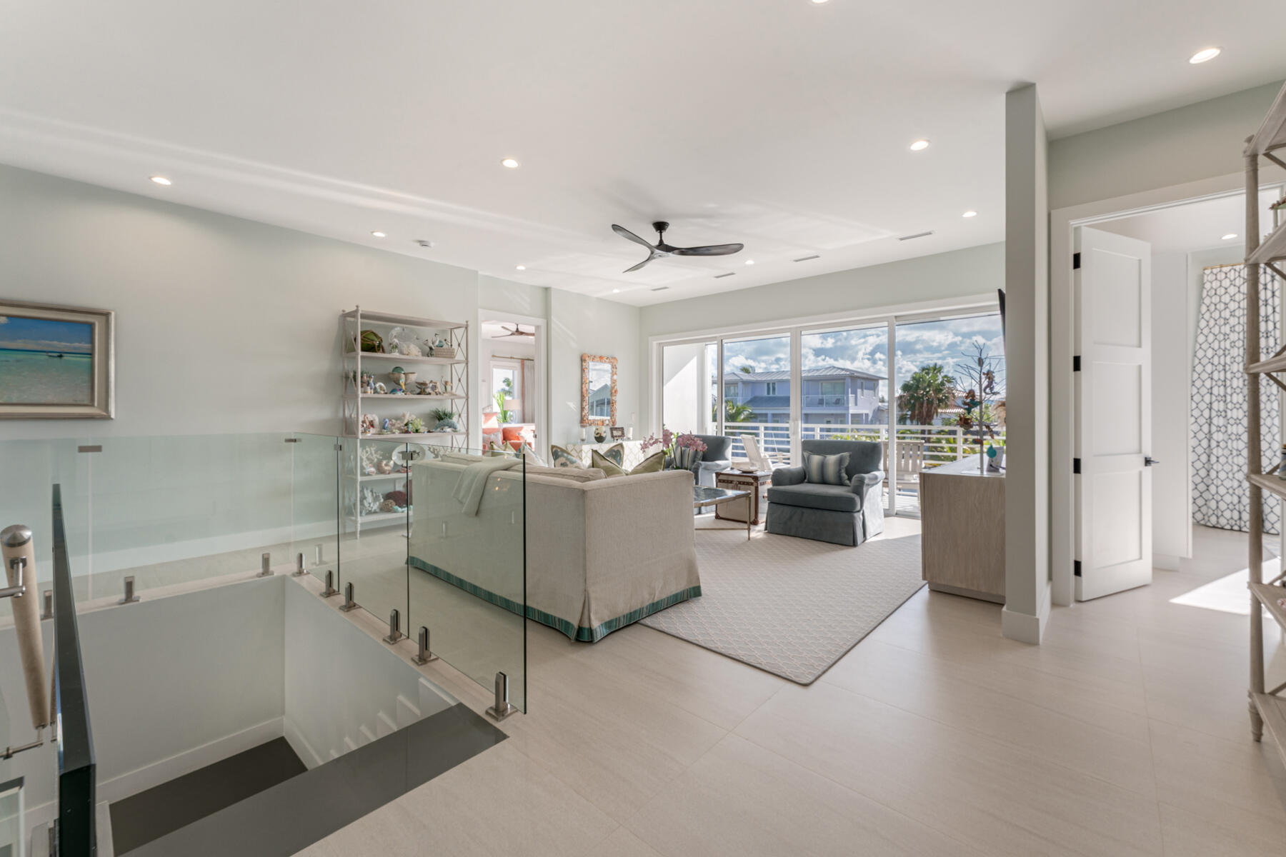 88 W Plaza Del Lago