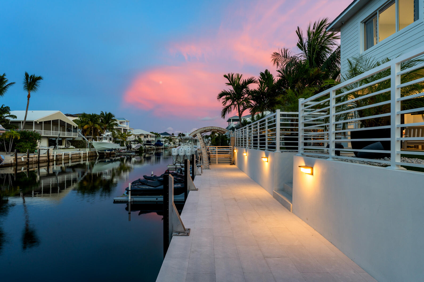 88 W Plaza Del Lago