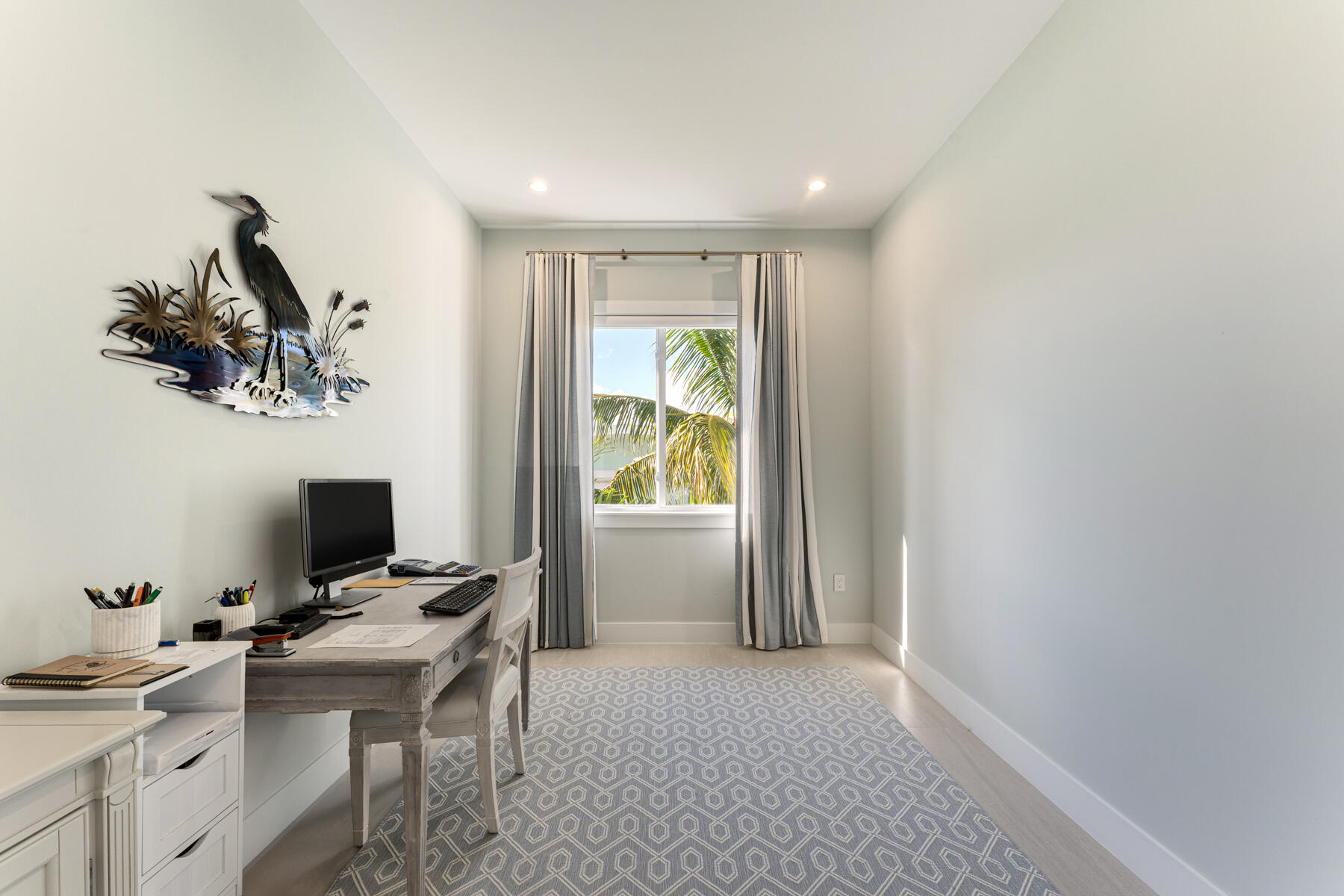 88 W Plaza Del Lago