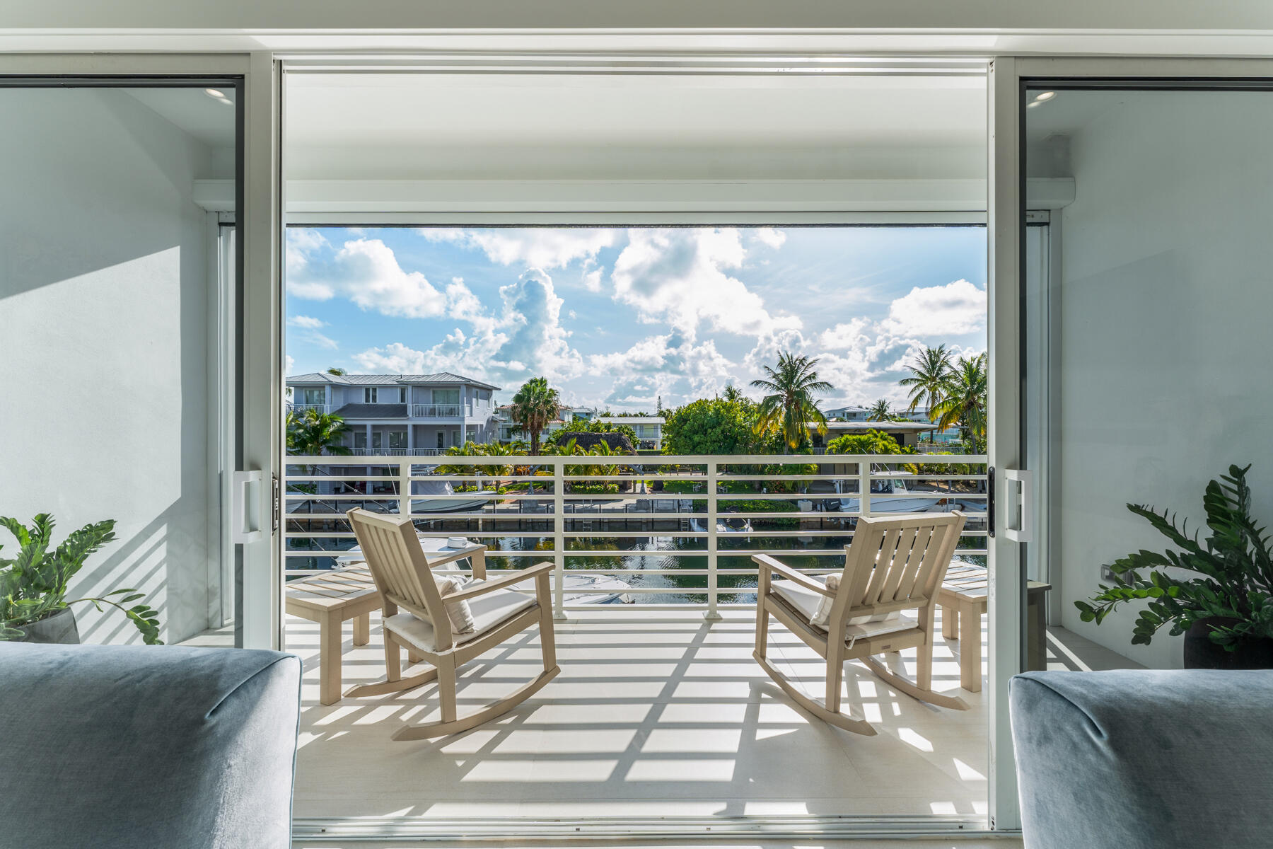88 W Plaza Del Lago