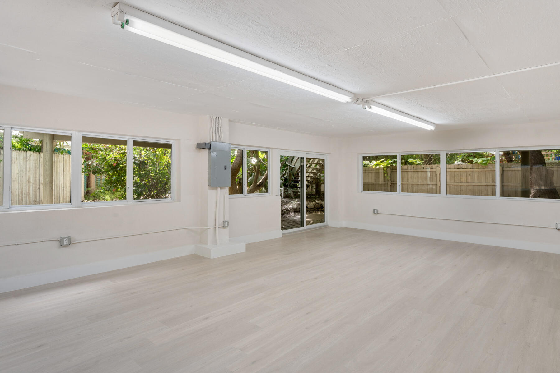 82260 Overseas Highway