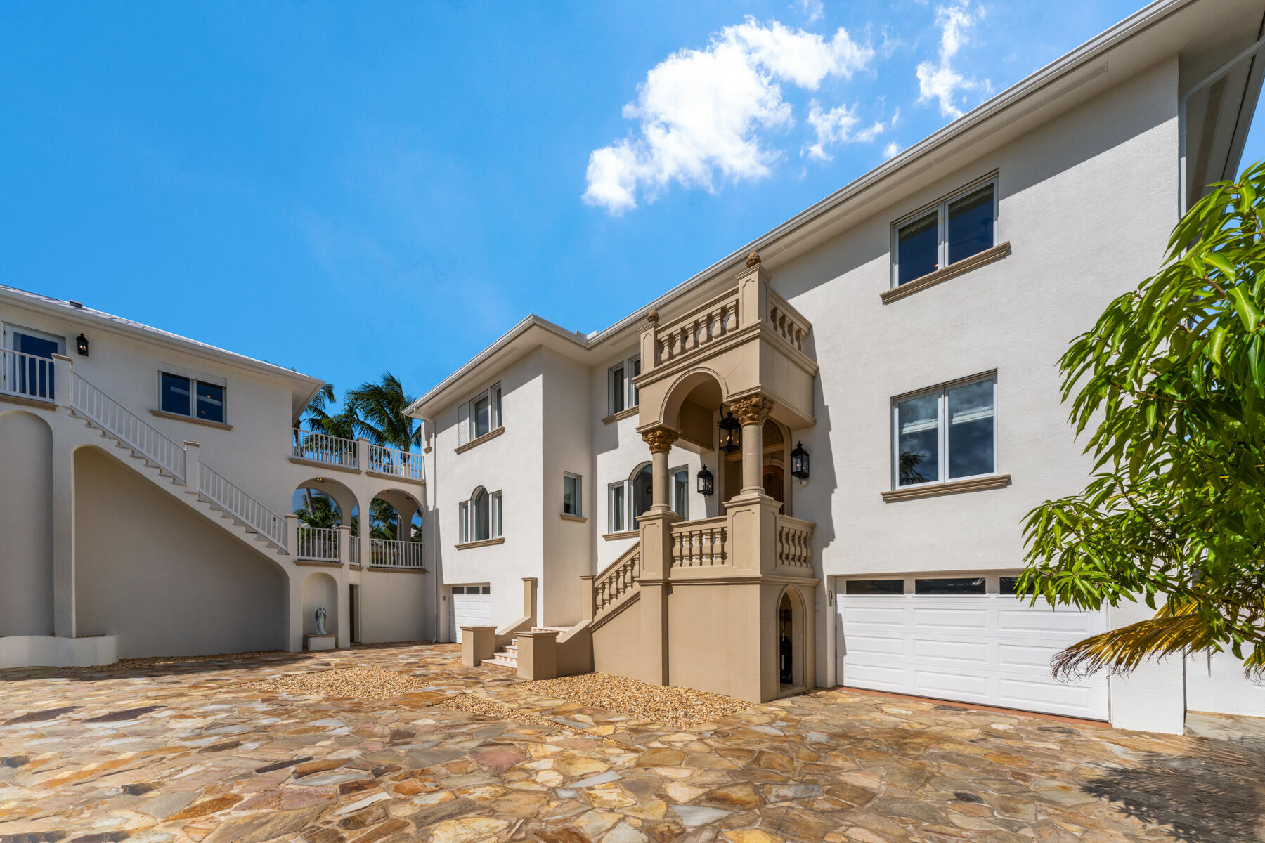 39 Evergreen Avenue
