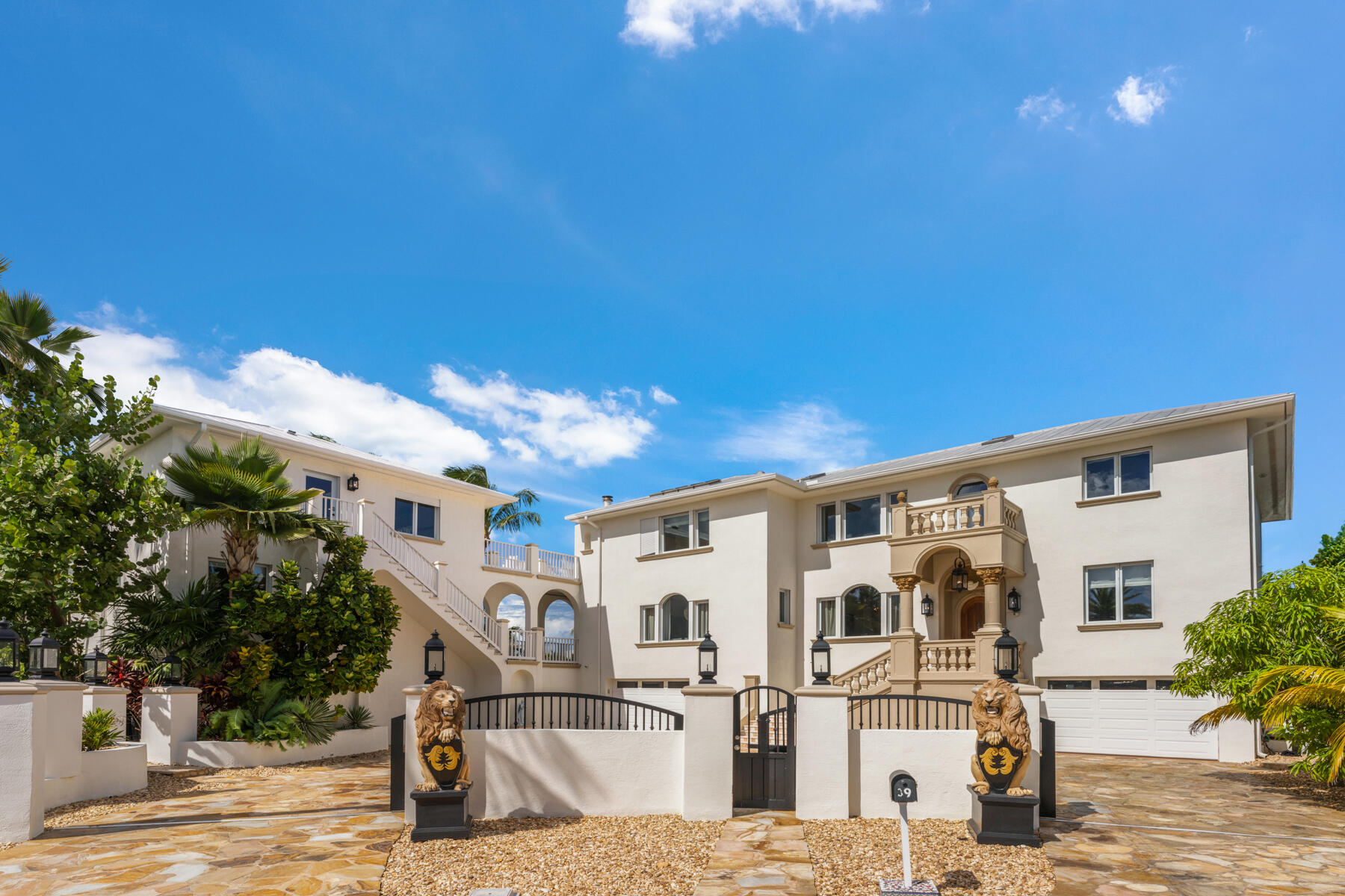39 Evergreen Avenue
