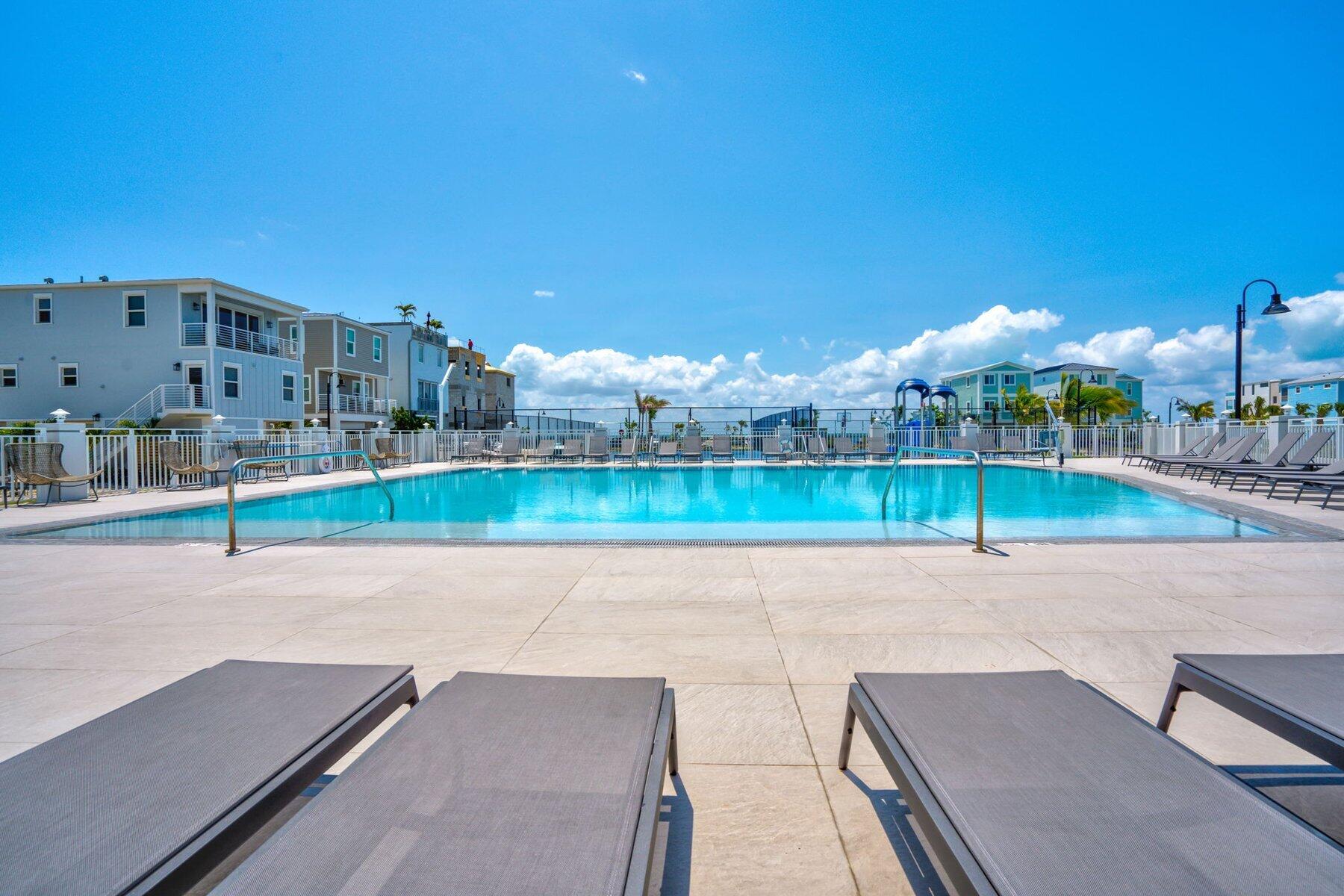 94825 Overseas Highway Unit: 43