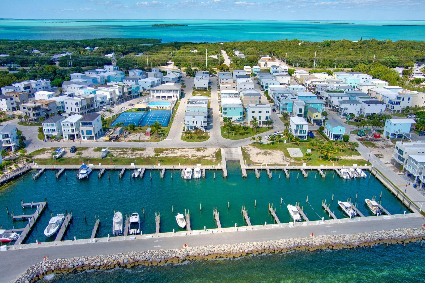 94825 Overseas Highway Unit: 43