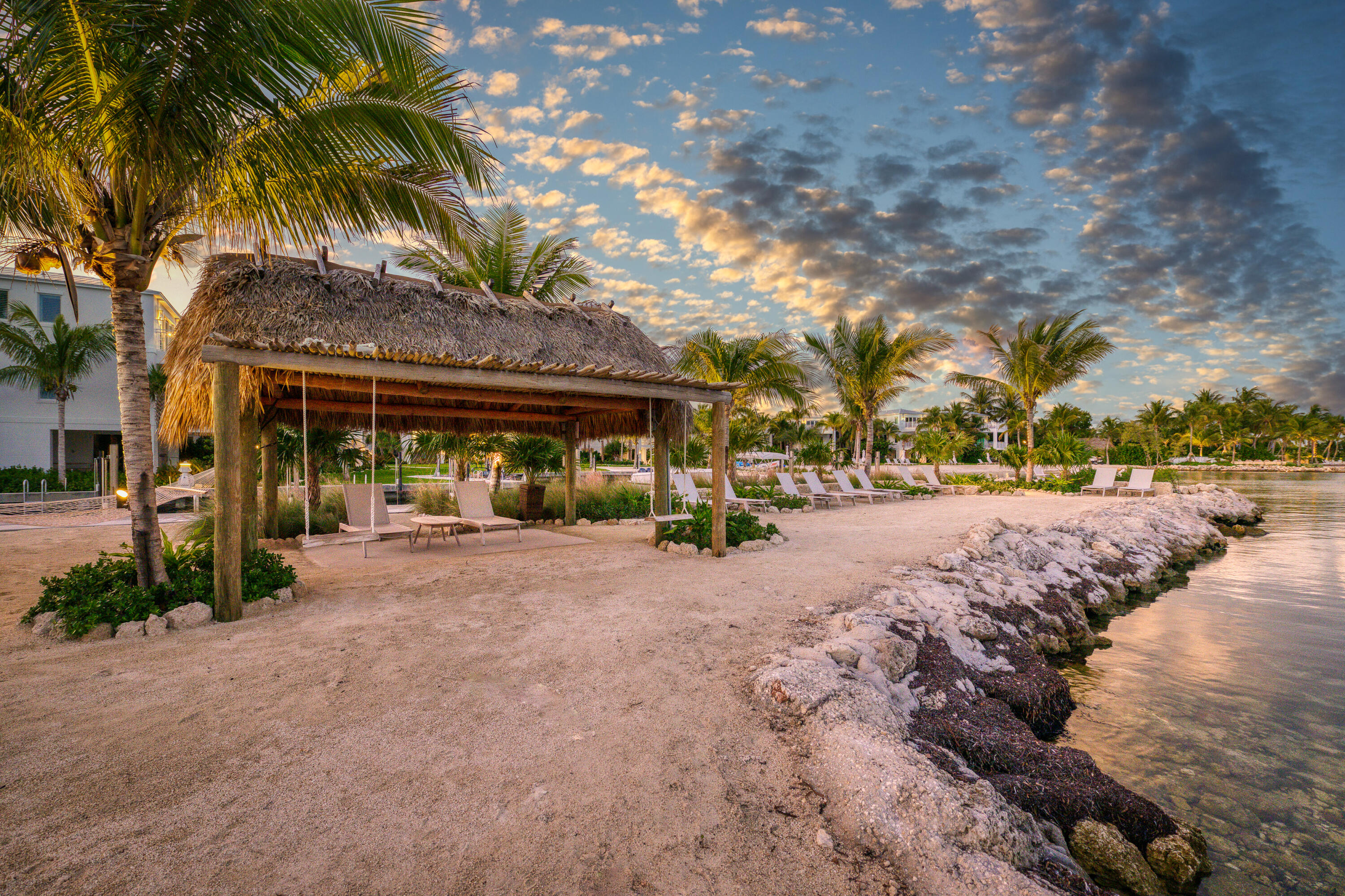 82779 Old Highway - Multiple Villas Available 