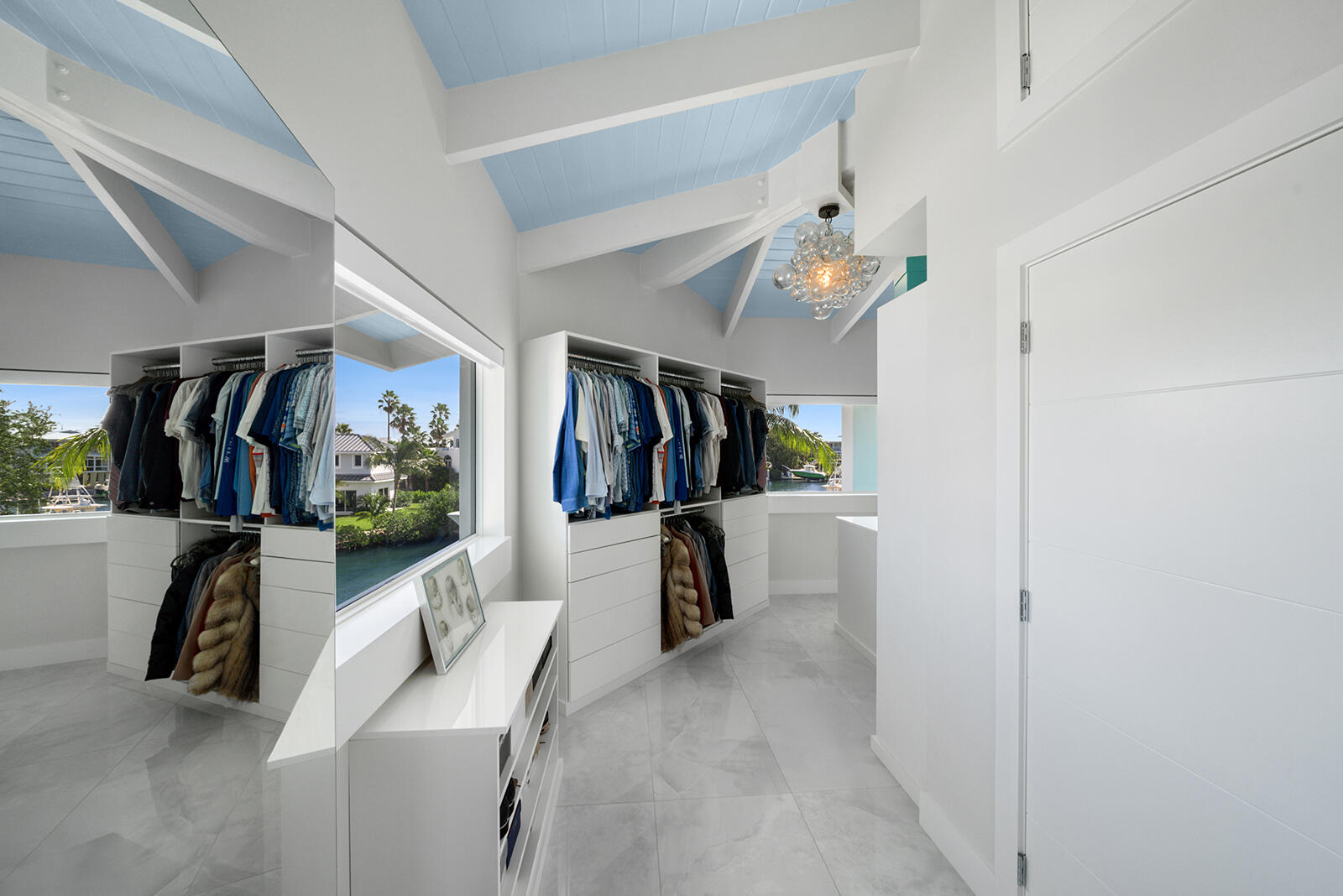 186 & 165 Bayview Drive