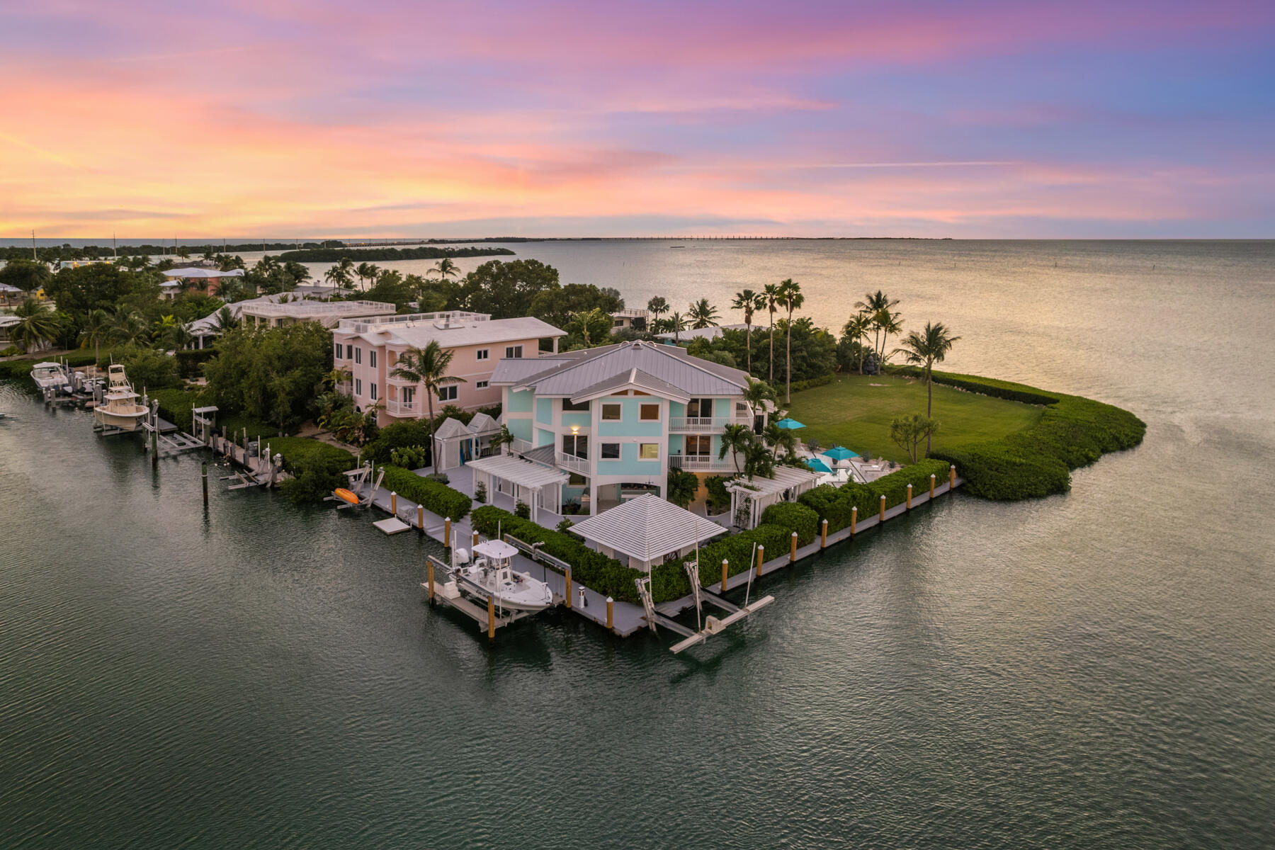 186 & 165 Bayview Drive