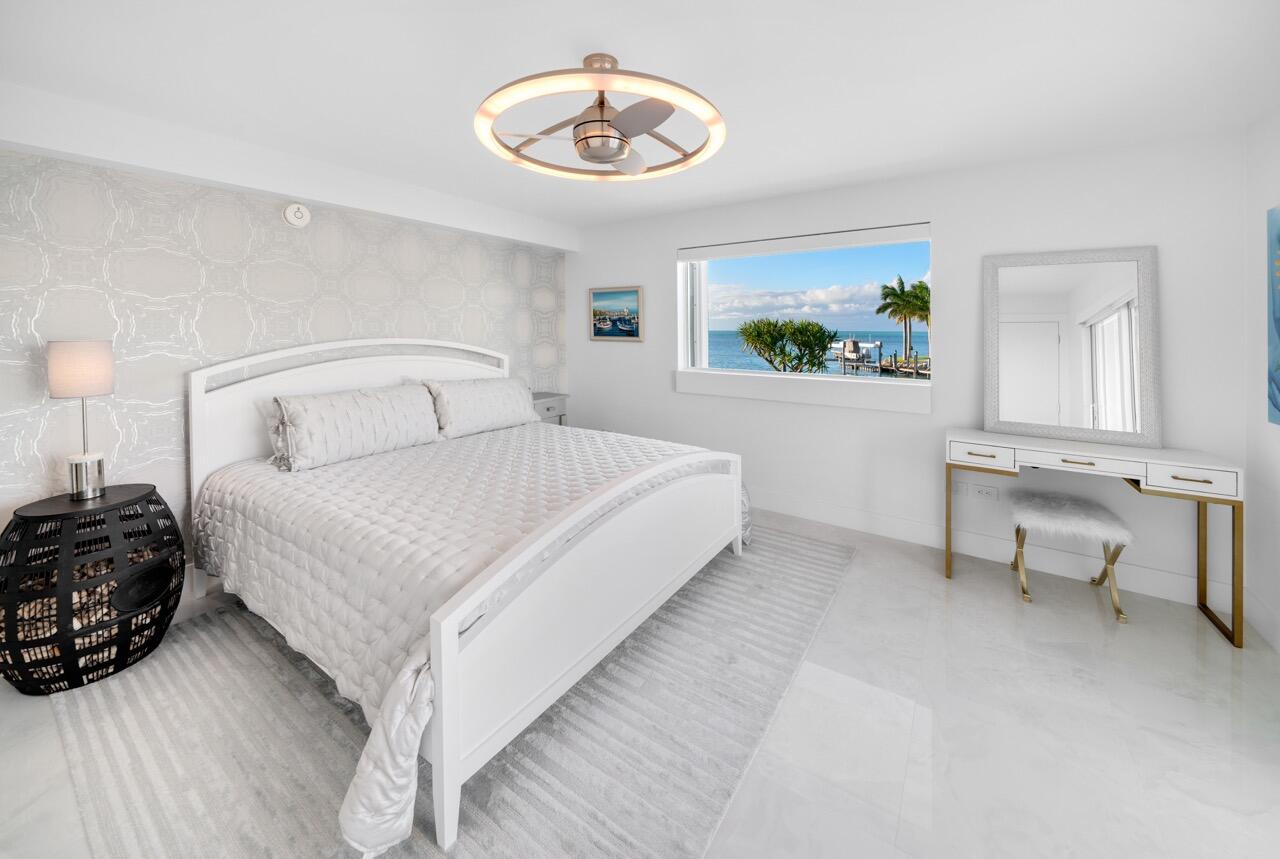 186 & 165 Bayview Drive