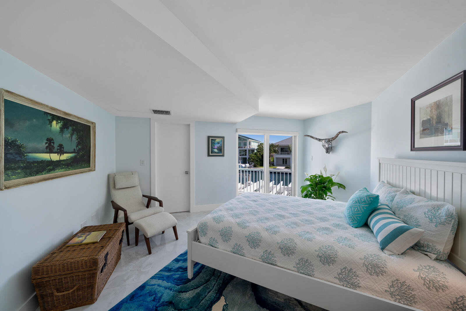 186 & 165 Bayview Drive