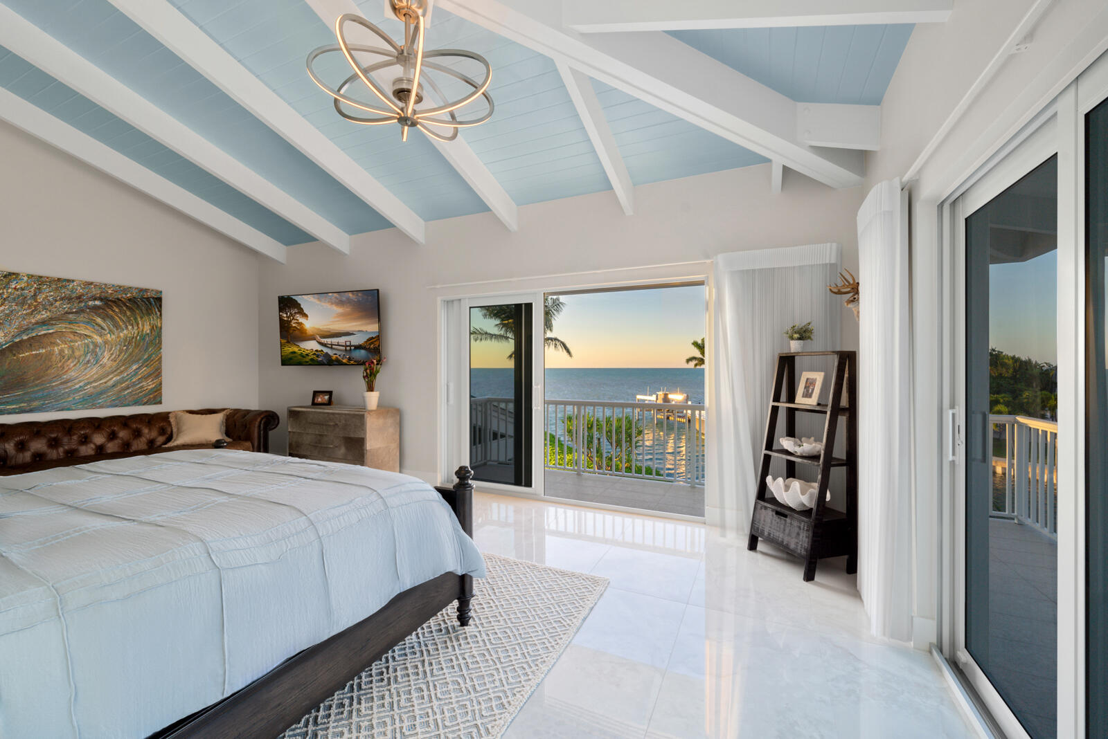 186 & 165 Bayview Drive