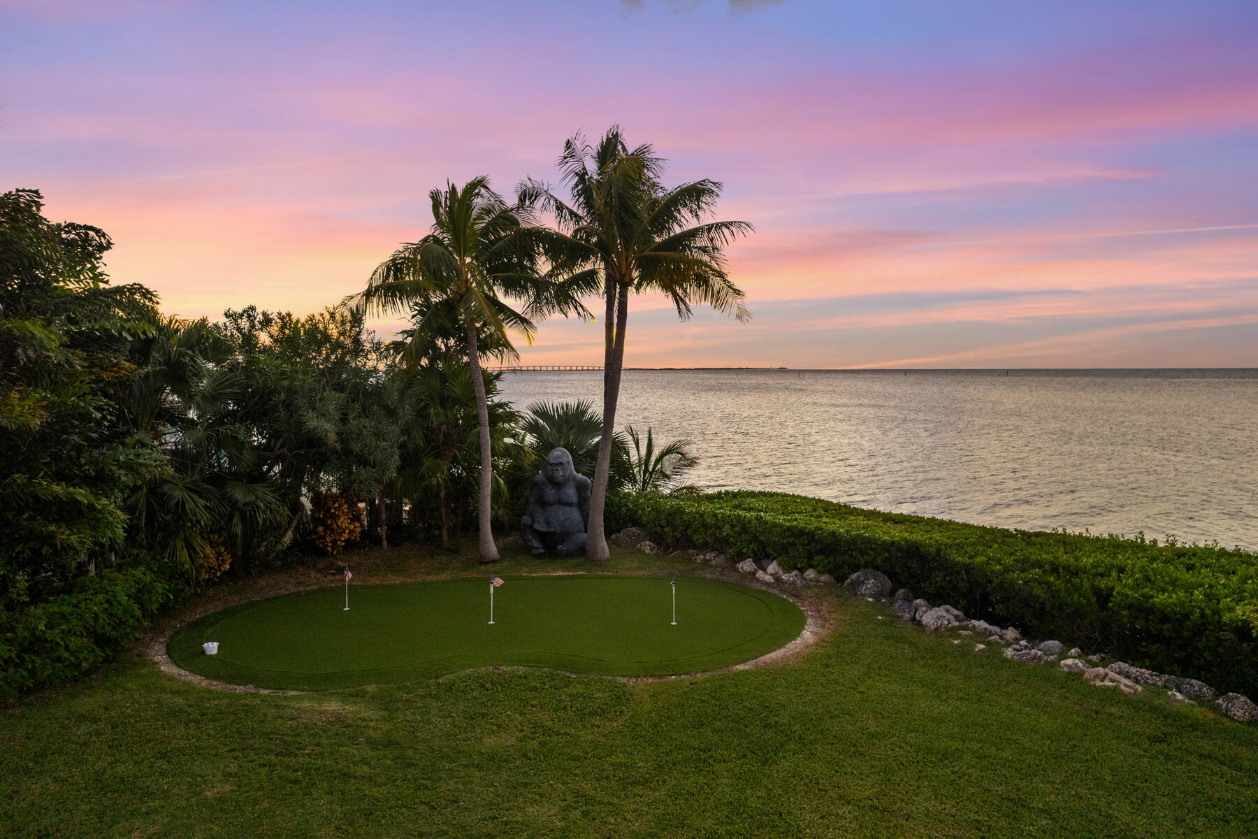 186 & 165 Bayview Drive