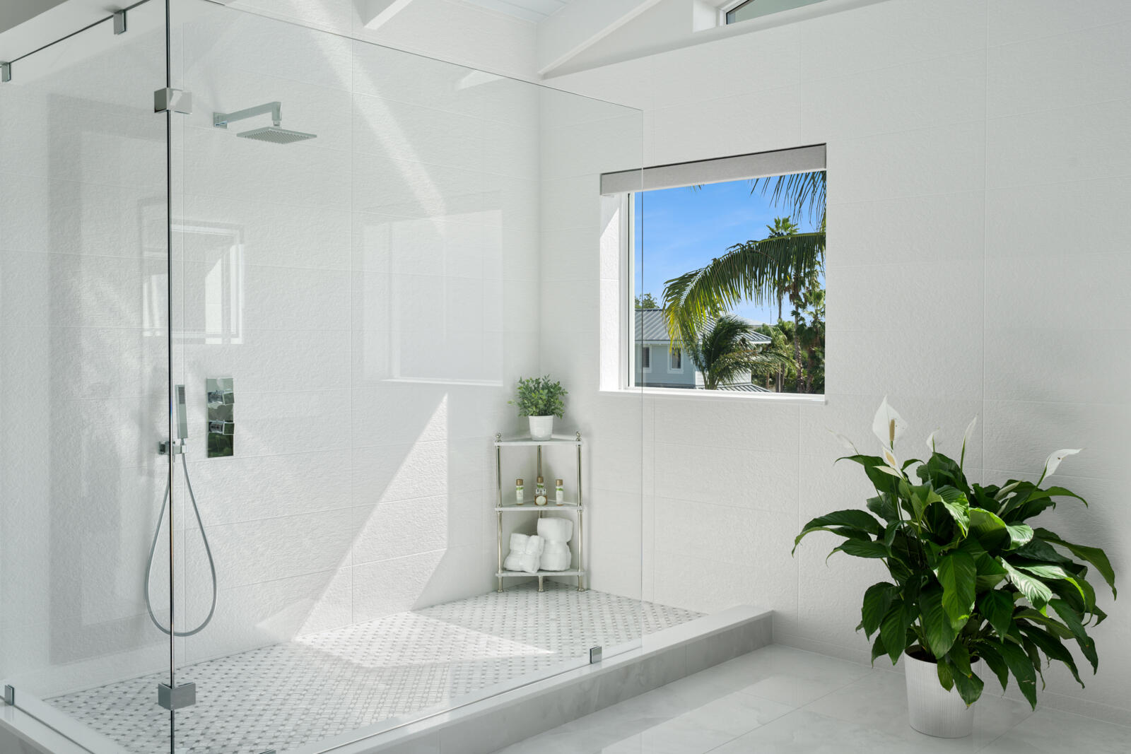 186 & 165 Bayview Drive