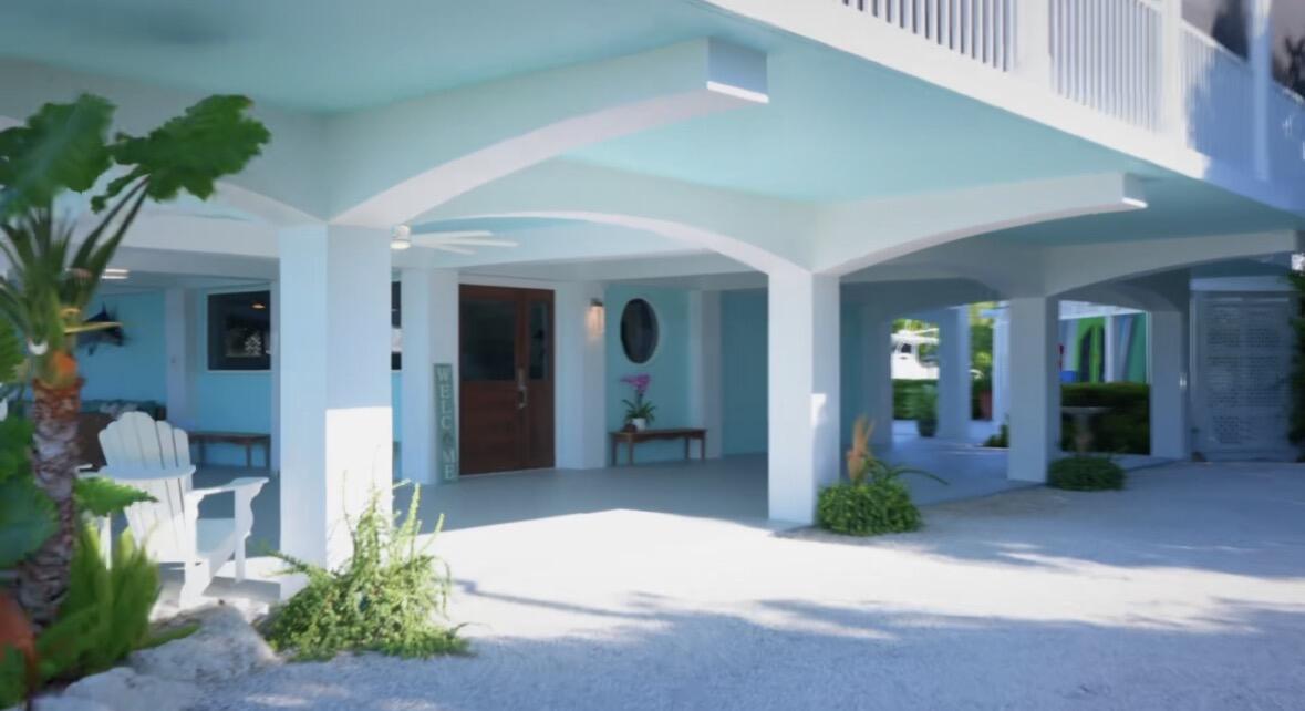 186 & 165 Bayview Drive