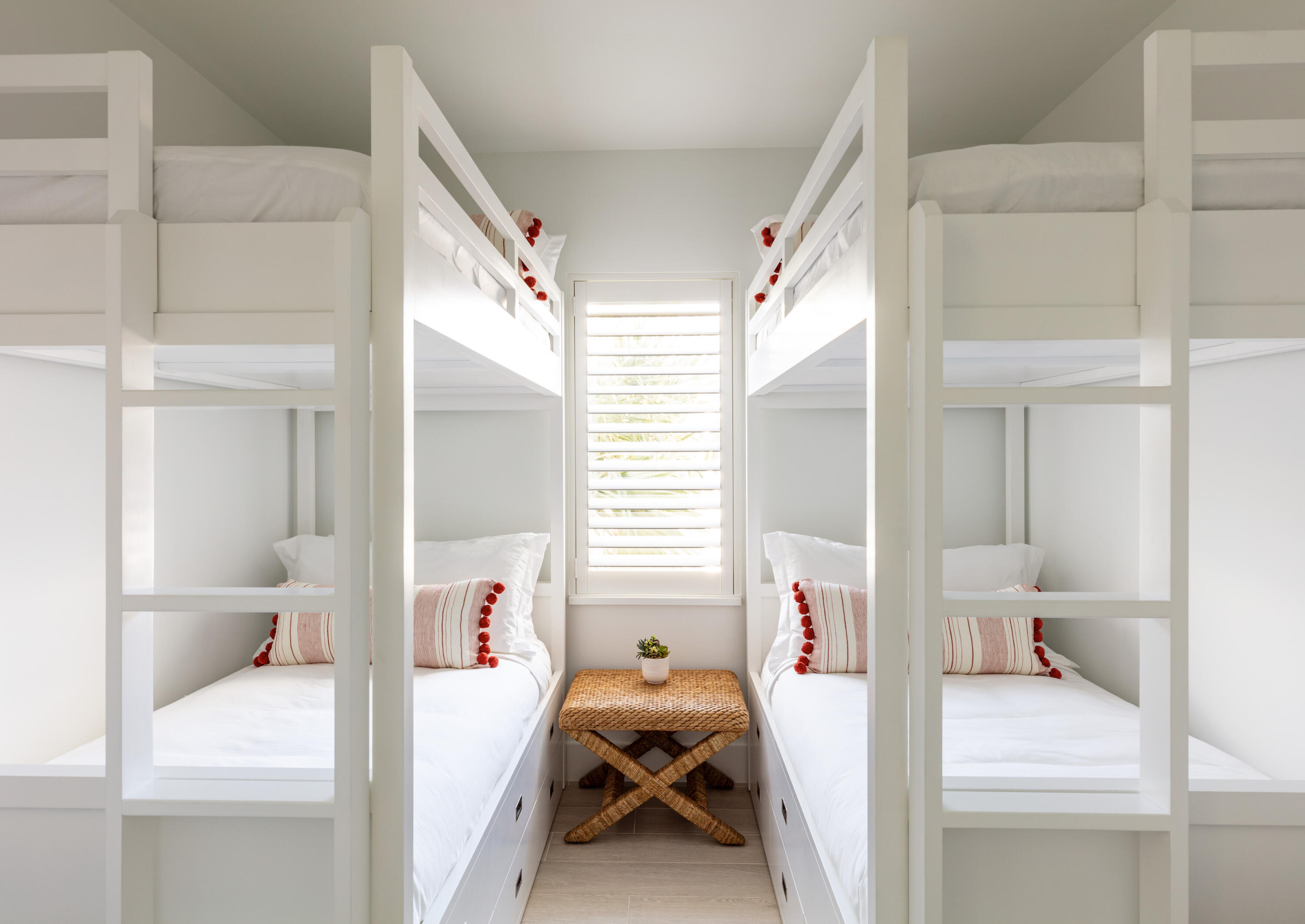 82779 Old Highway Unit: 8
