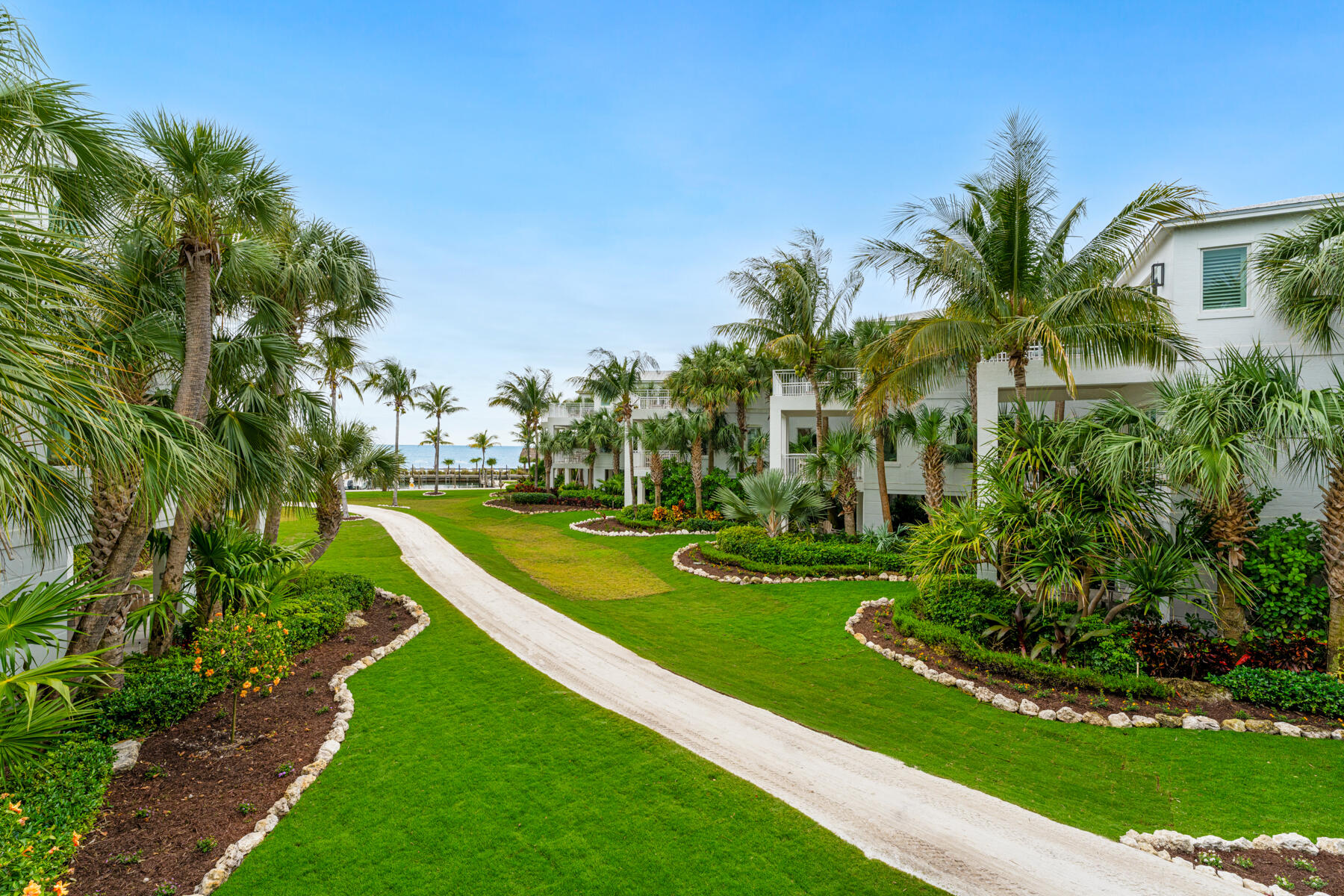 82779 Old Highway Unit: 8