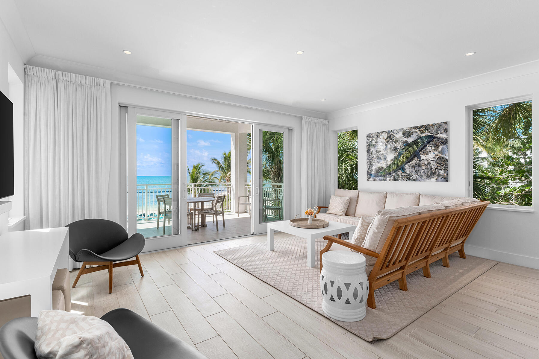 82779 Old Highway Unit: 16