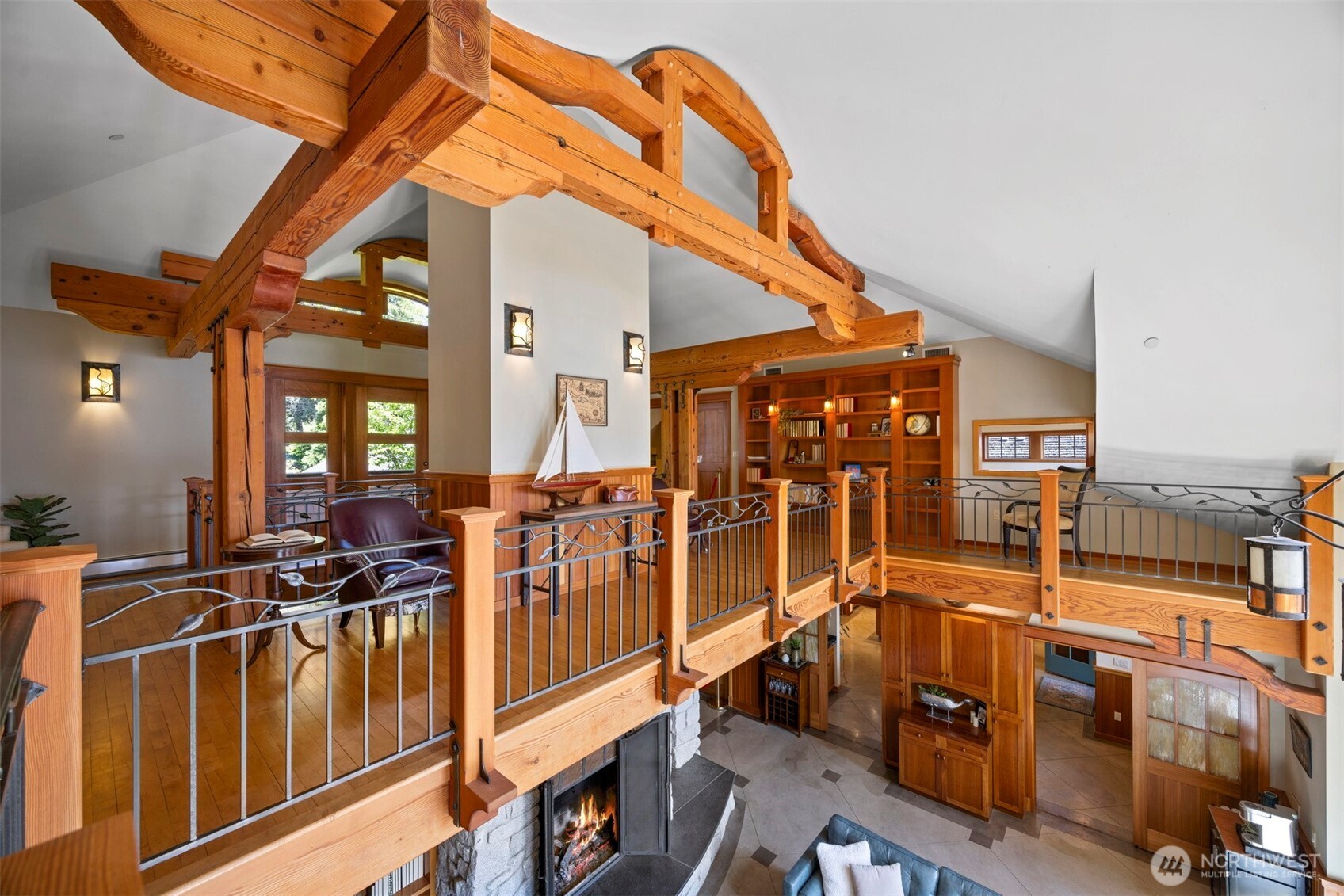 2141 Northshore Road