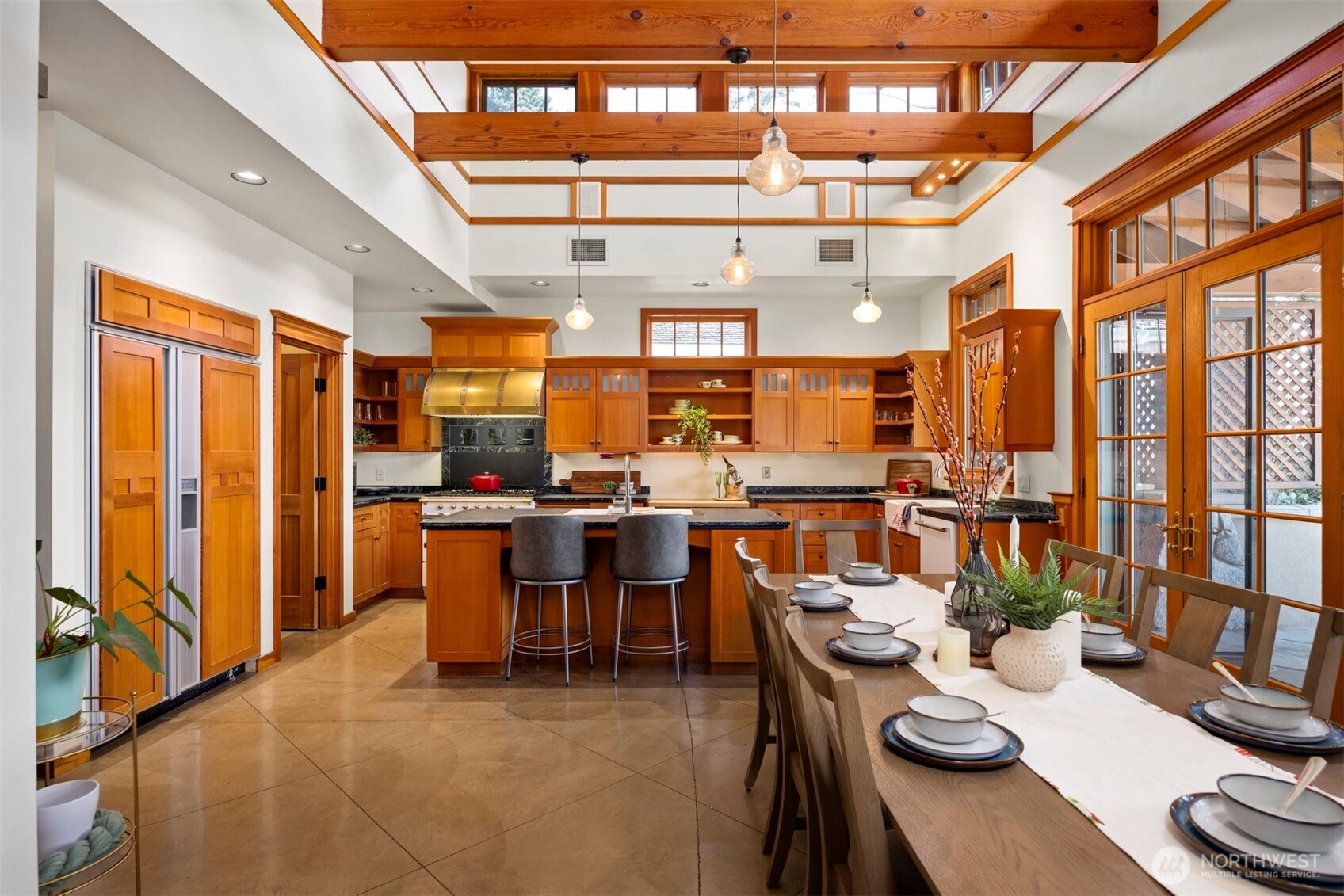 2141 Northshore Road