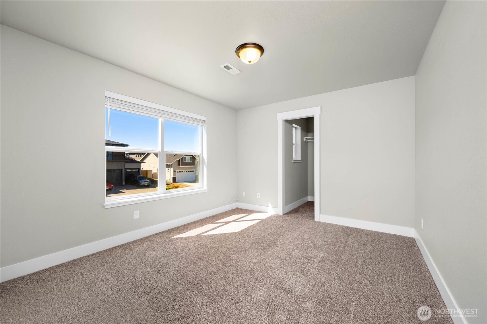 2716 Chloe Lane