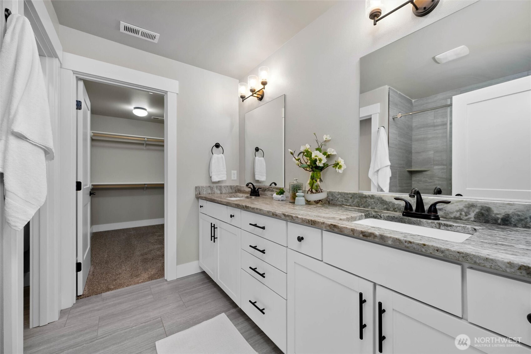 2716 Chloe Lane