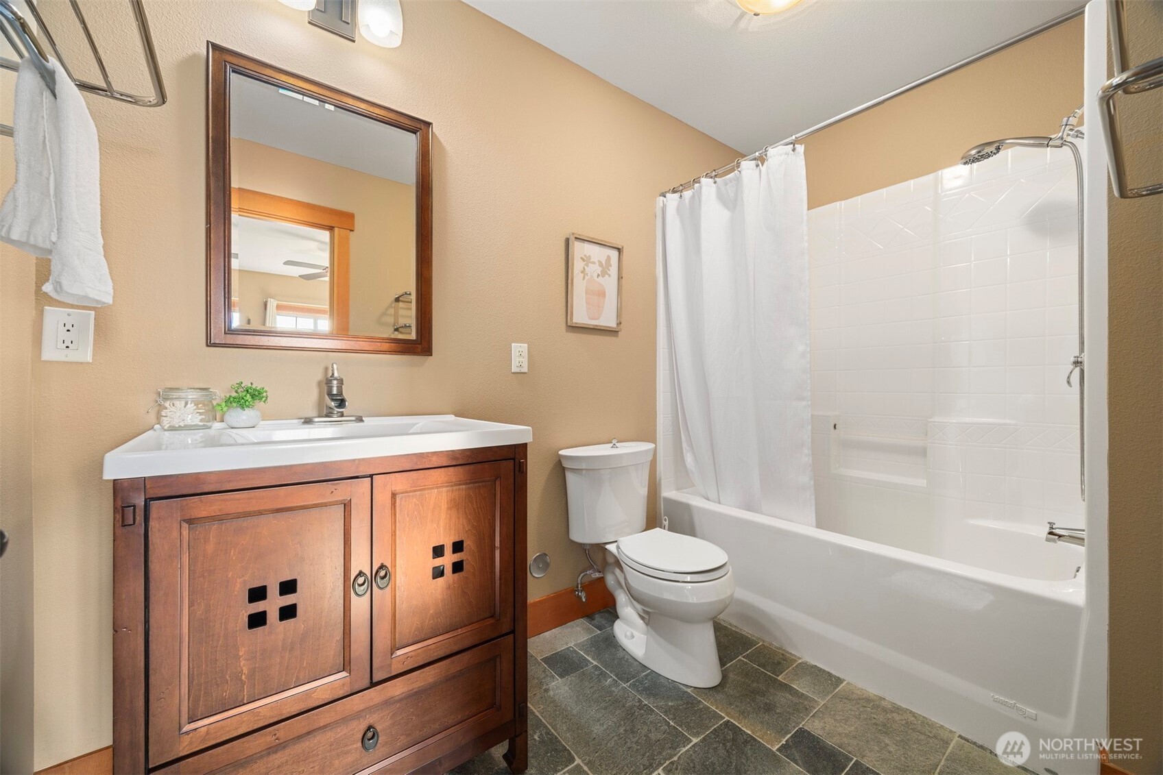 1078 Chuckanut Drive
