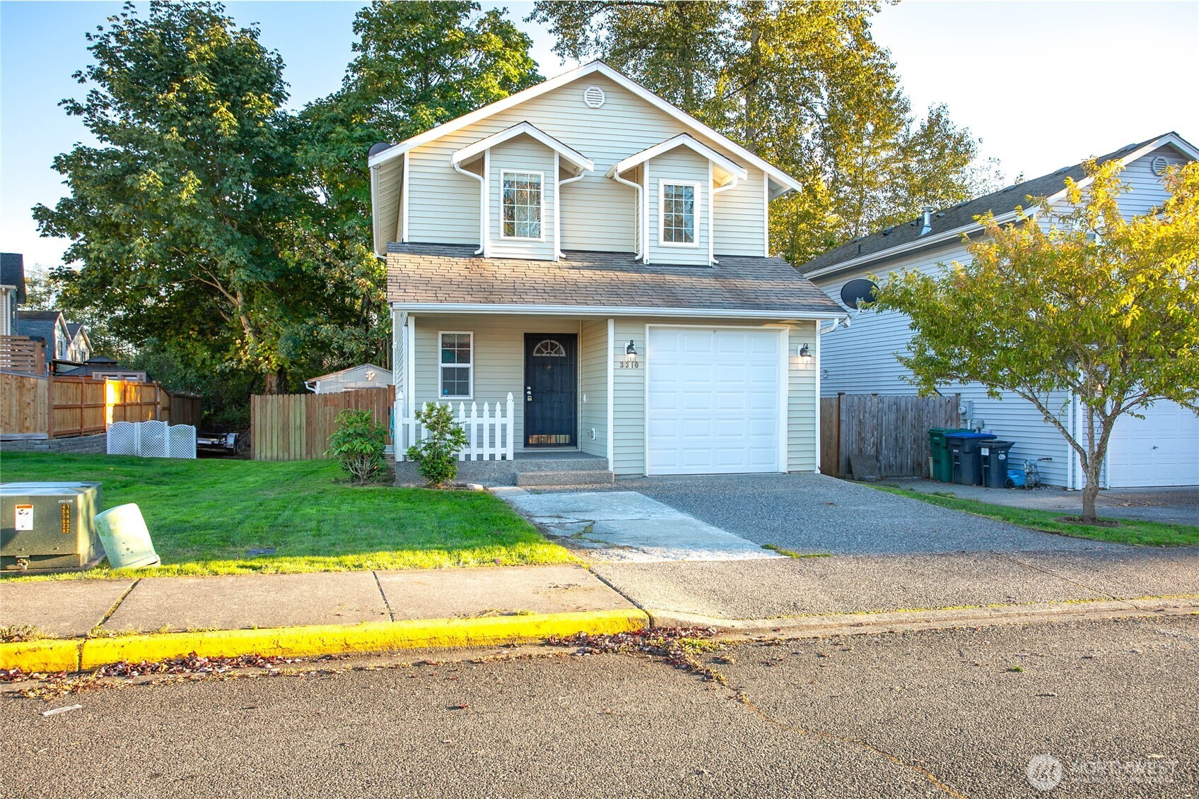 3310 Rosewood Street