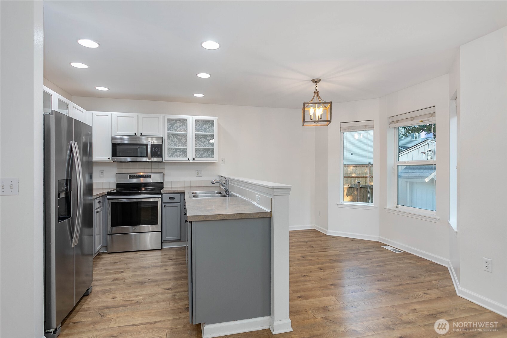 3310 Rosewood Street