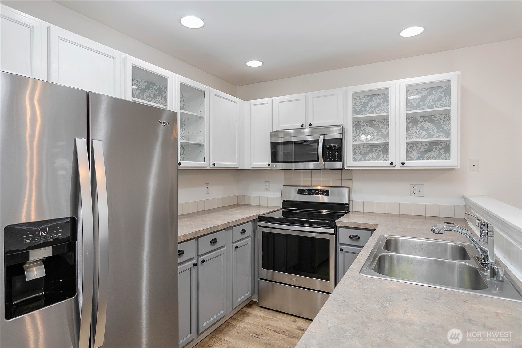 3310 Rosewood Street