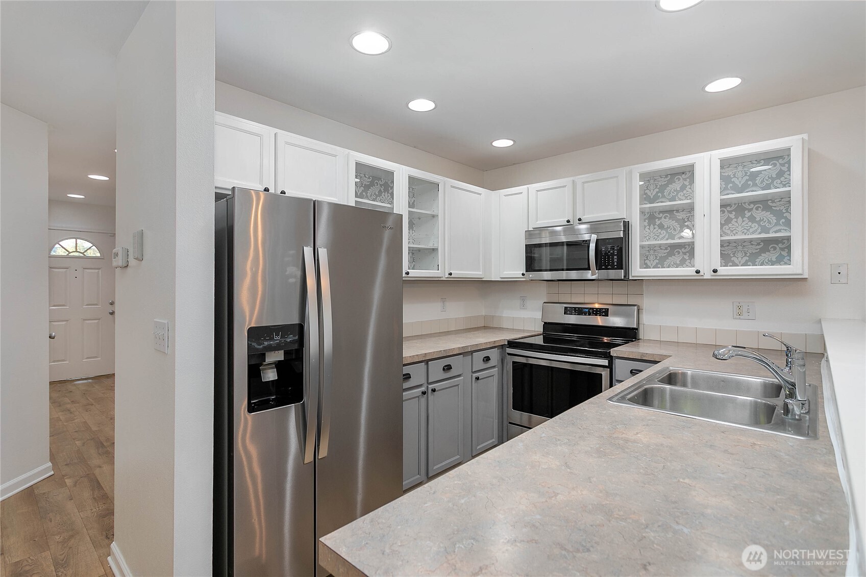 3310 Rosewood Street