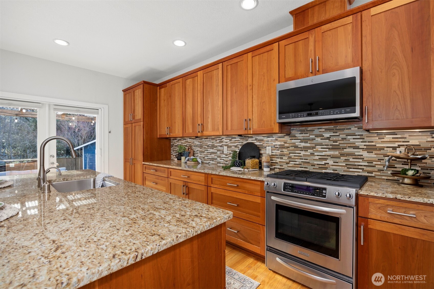 959 South Hills Drive