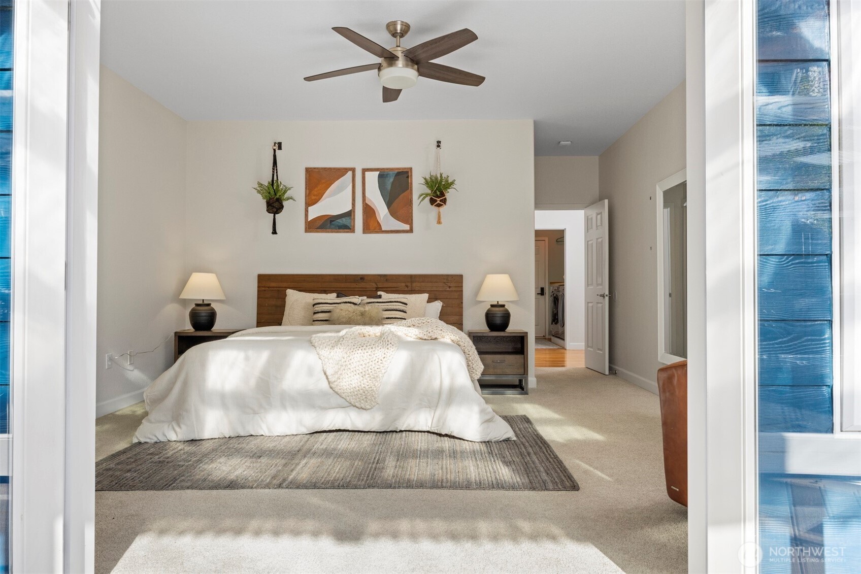 959 South Hills Drive