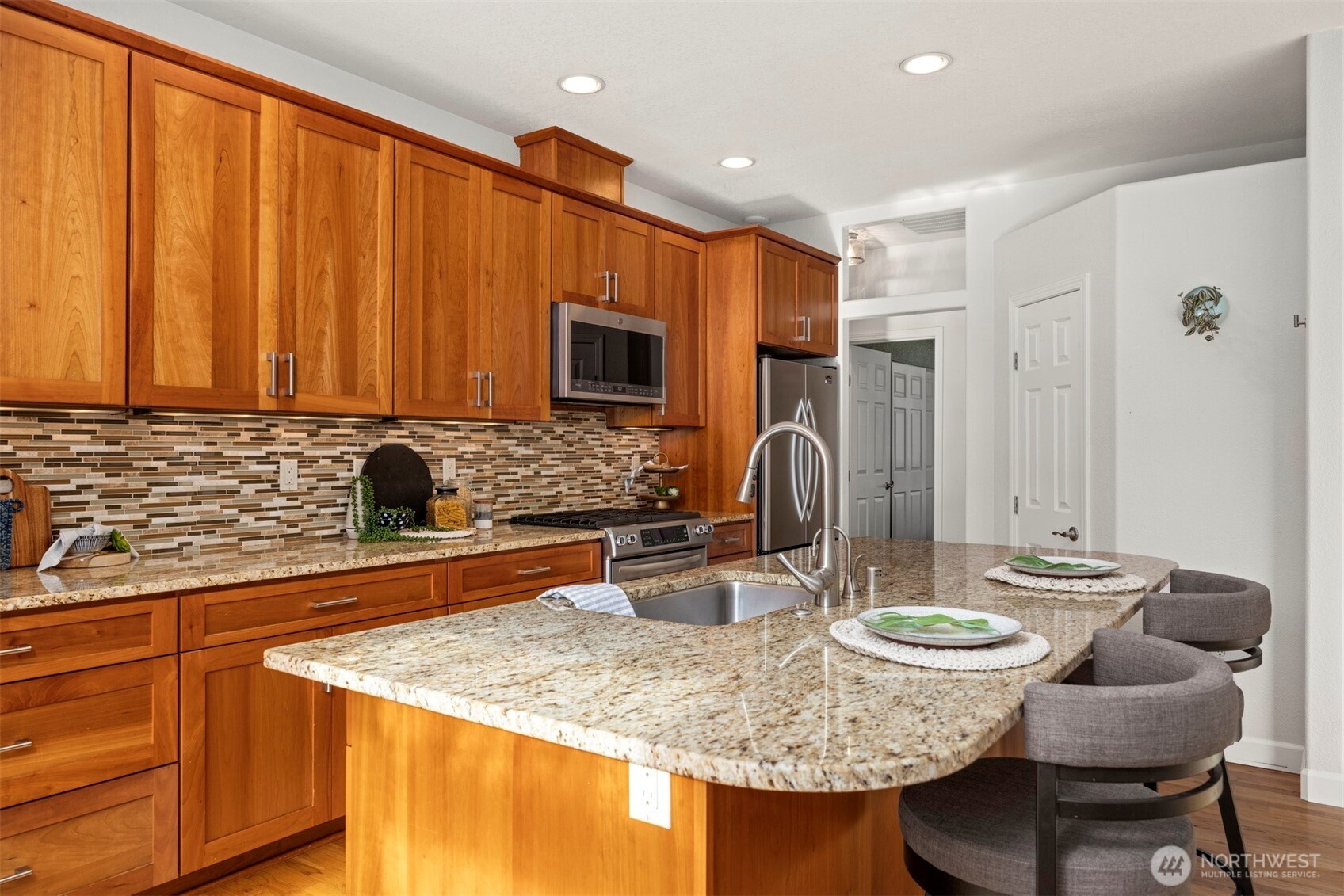 959 South Hills Drive