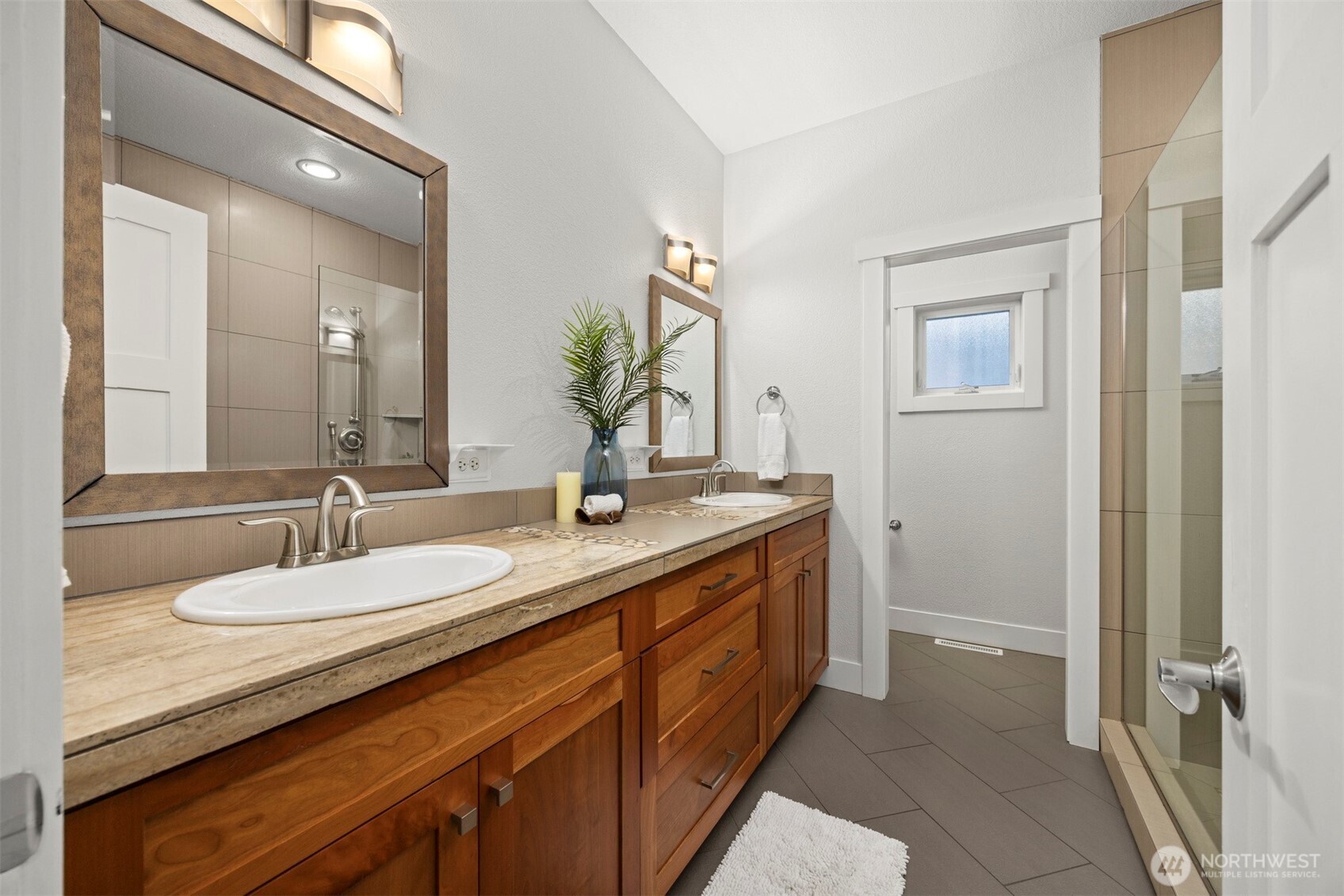 959 South Hills Drive