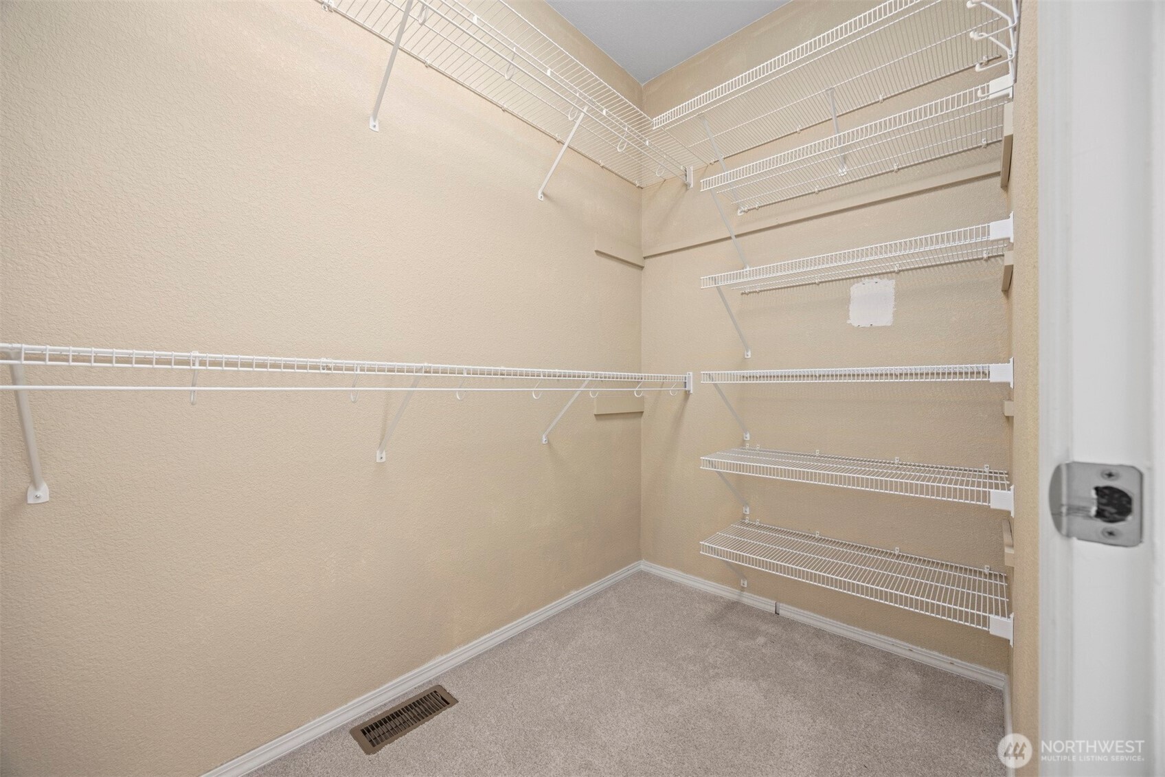 959 South Hills Drive