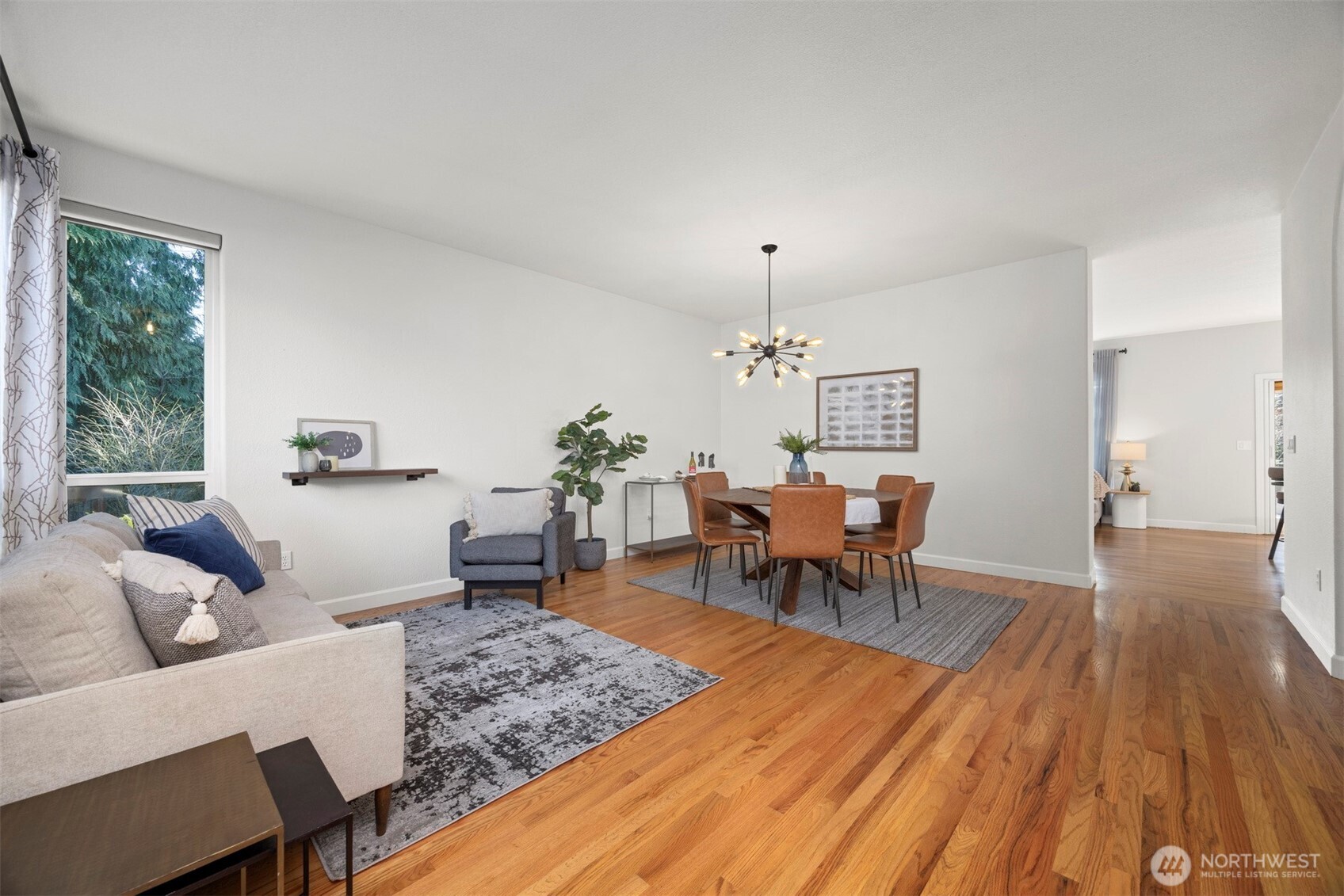 959 South Hills Drive