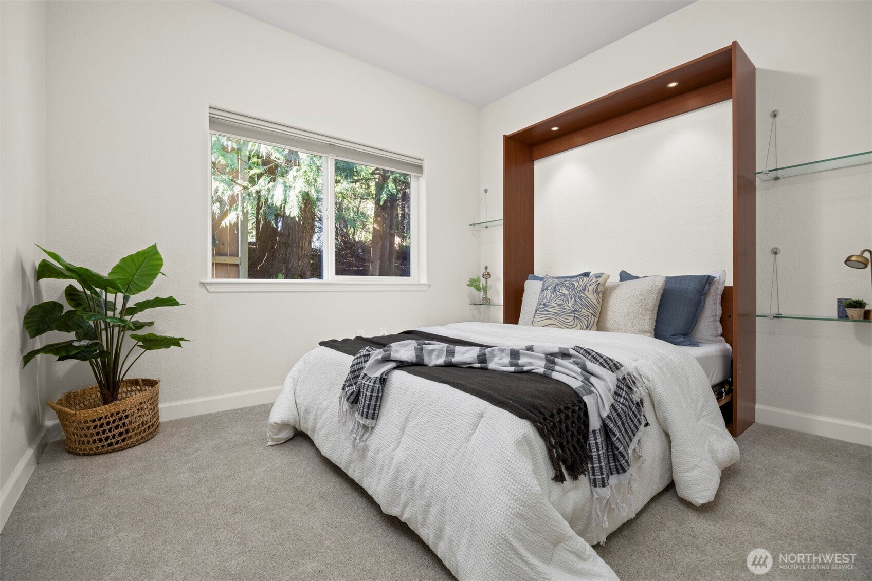 959 South Hills Drive