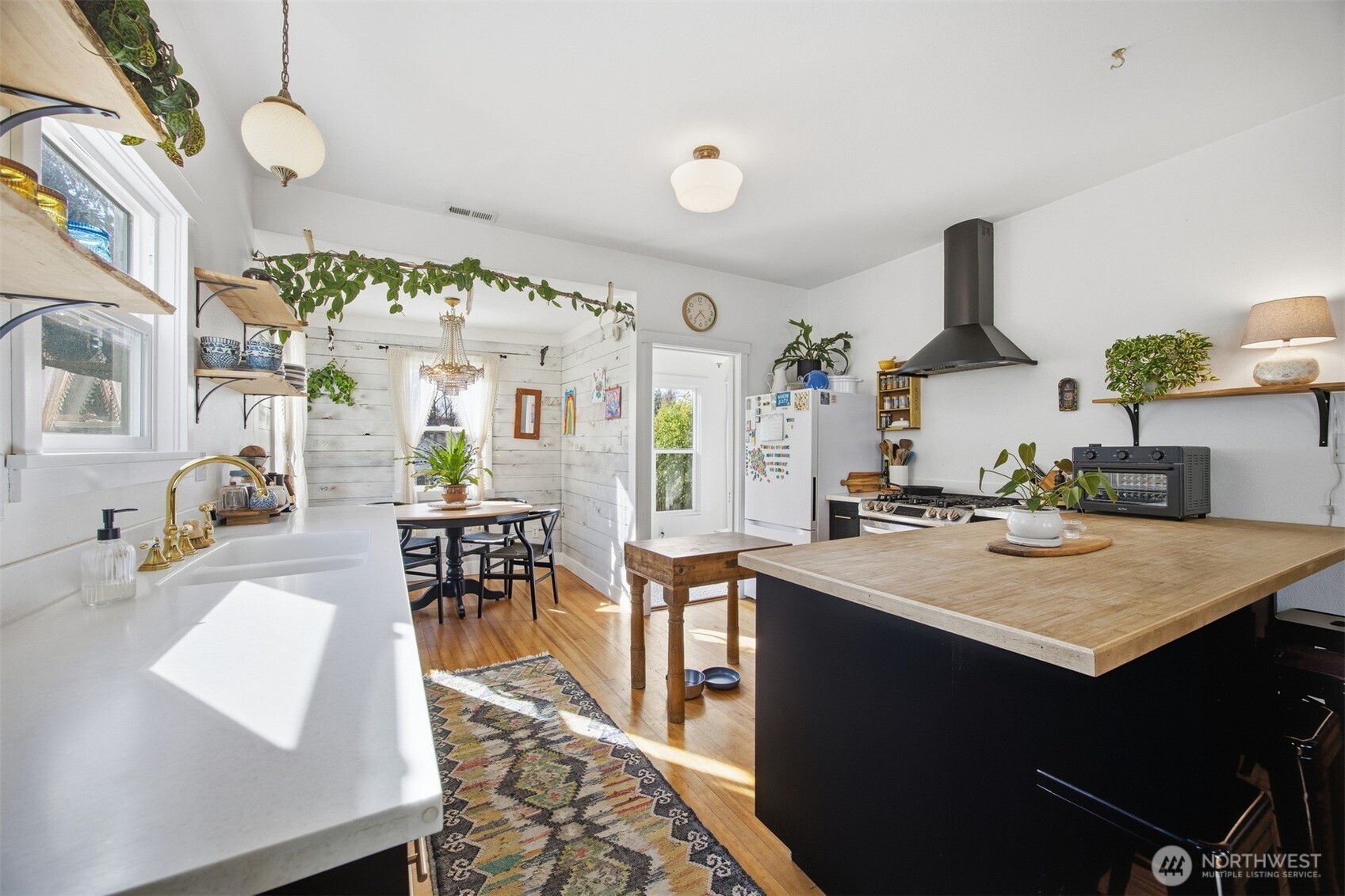 1205 Humboldt Street