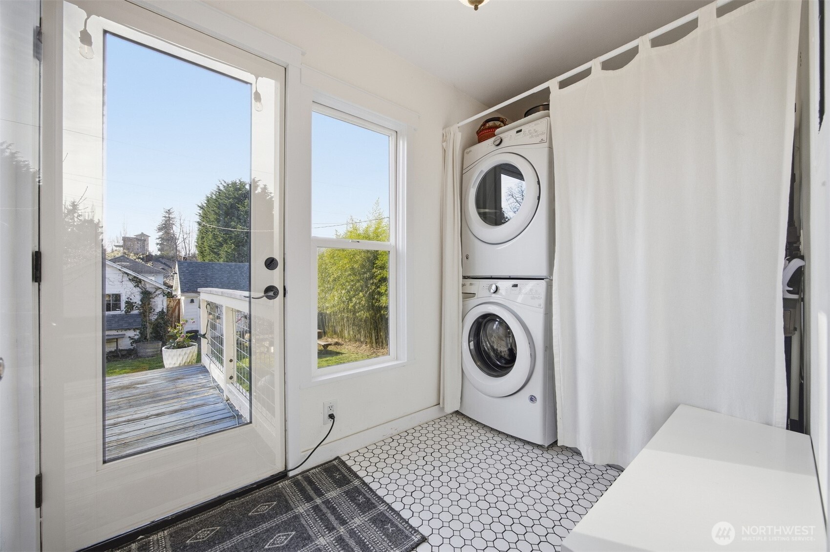 1205 Humboldt Street