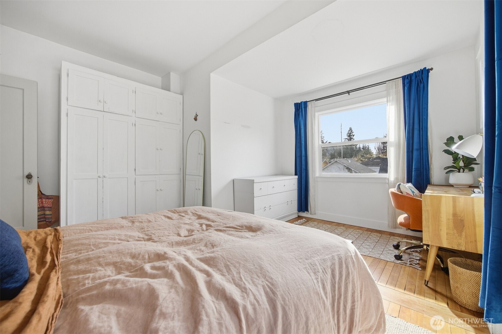 1205 Humboldt Street