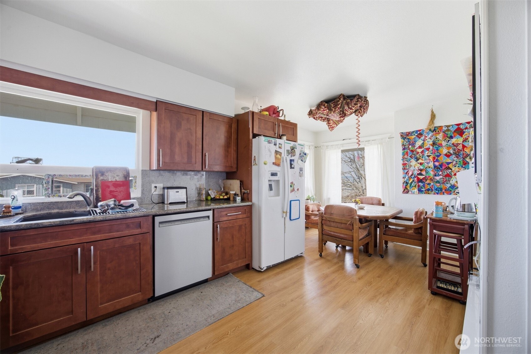 900 N Garden