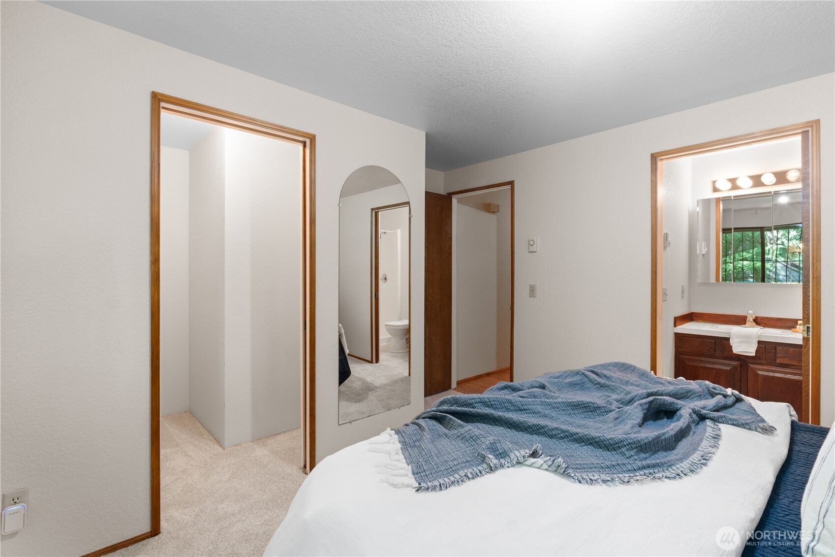 30 Parkview Circle
