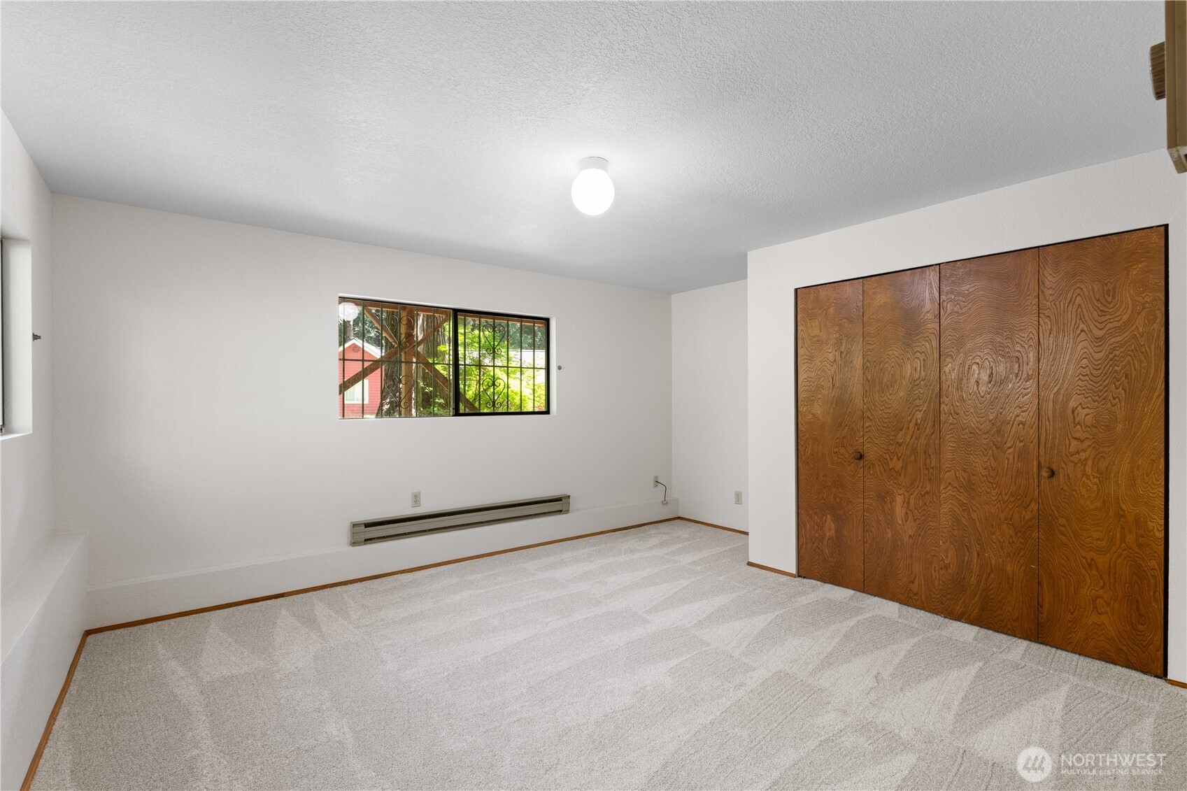 30 Parkview Circle