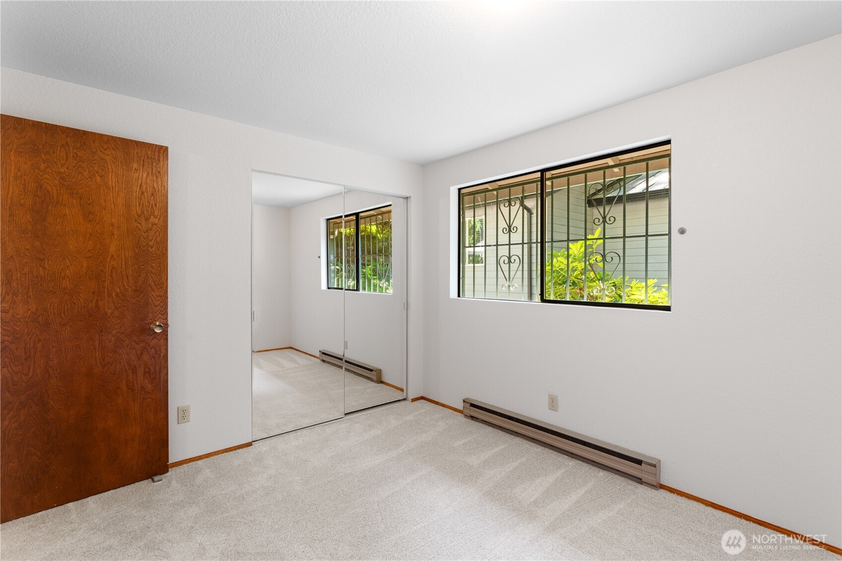30 Parkview Circle