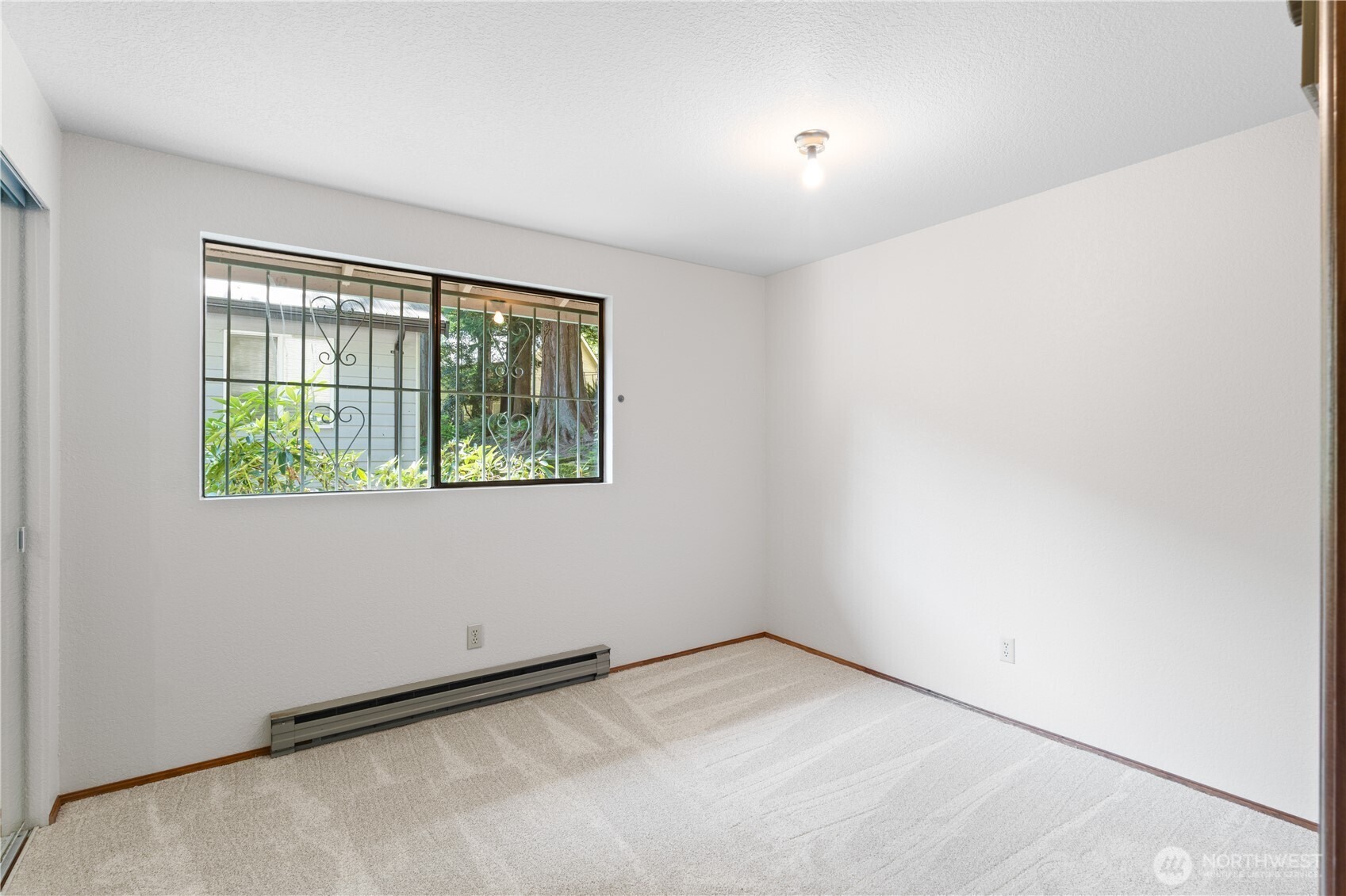 30 Parkview Circle