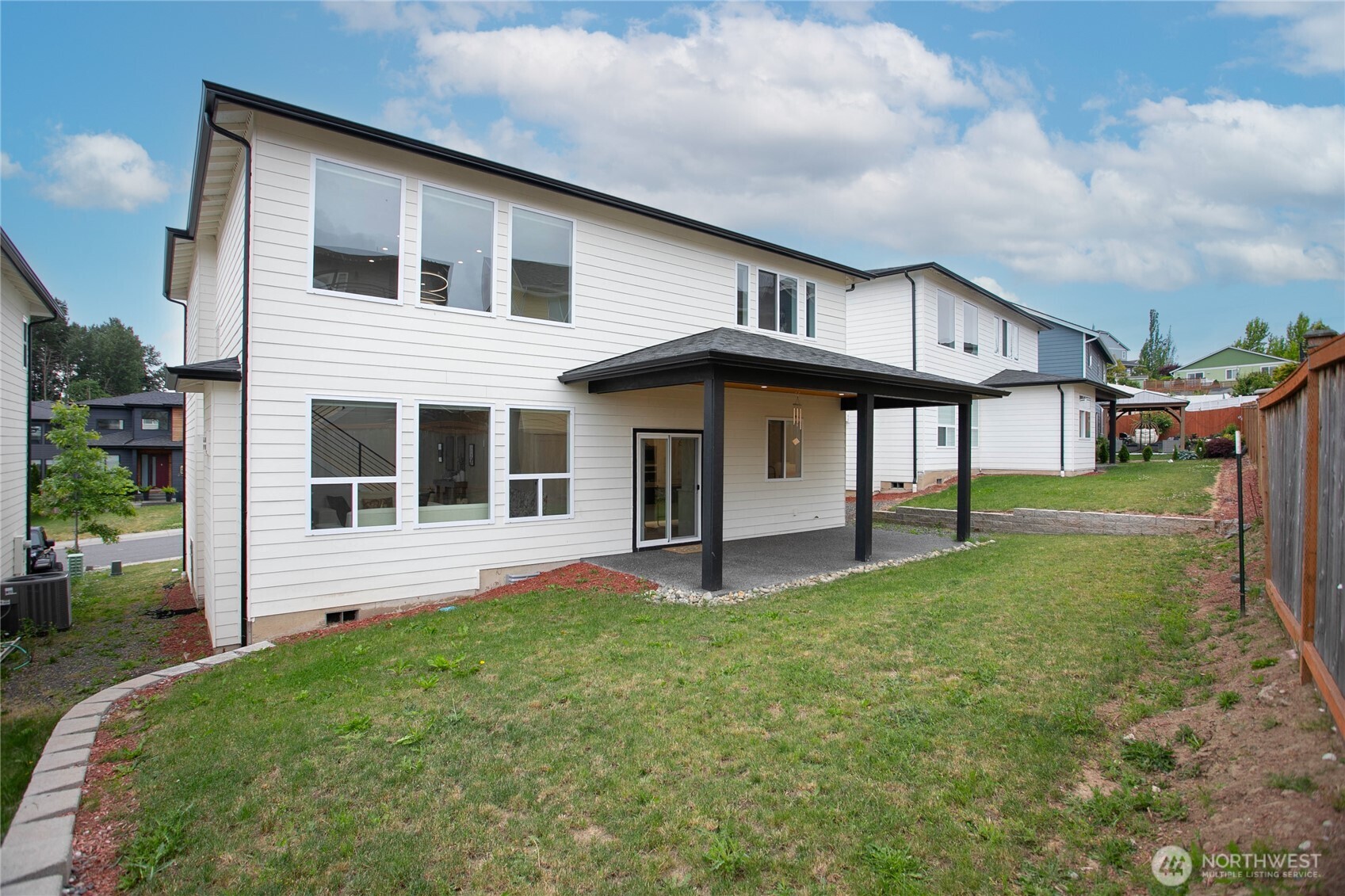 2124 Riverstone Loop