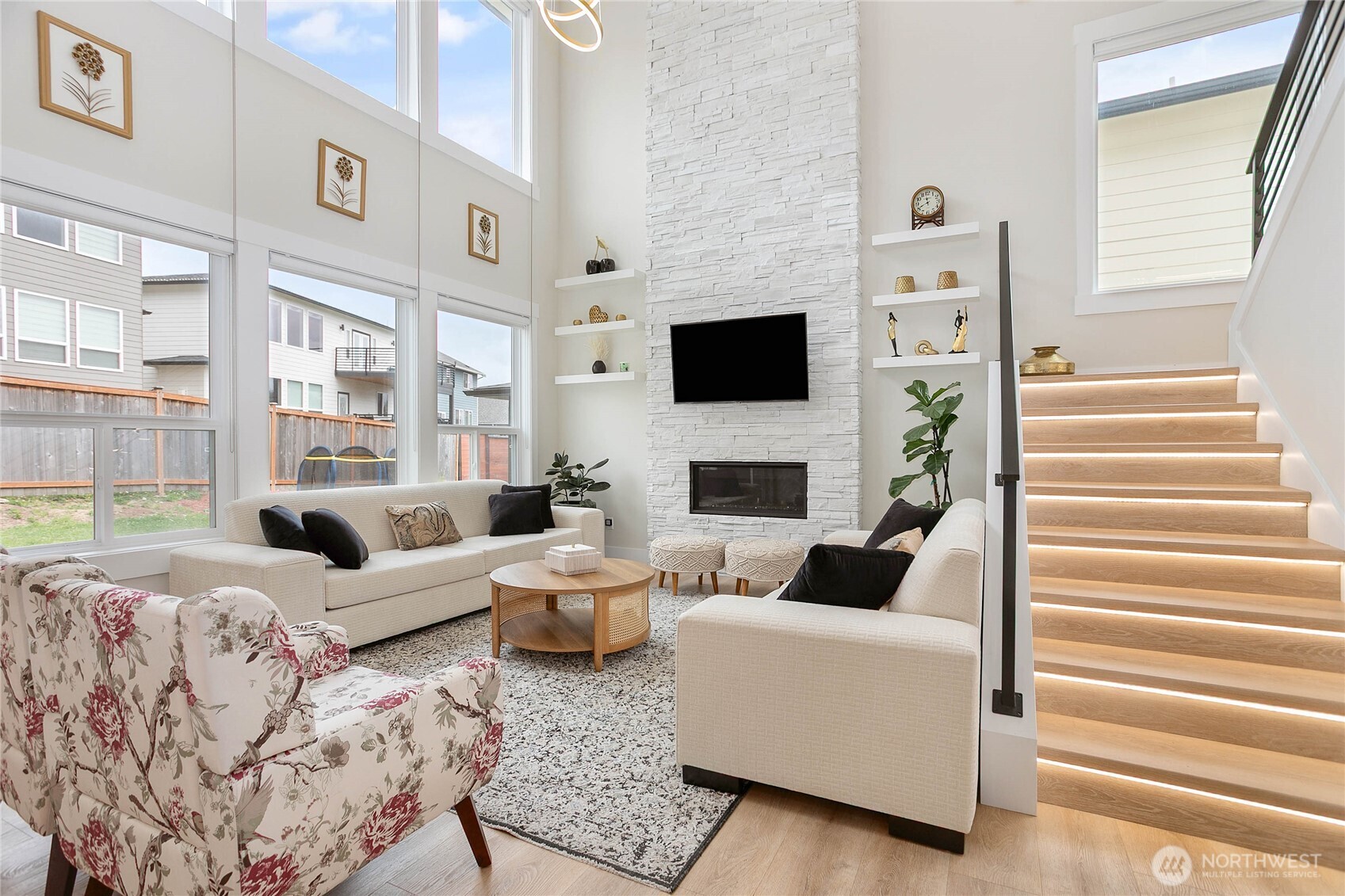 2124 Riverstone Loop