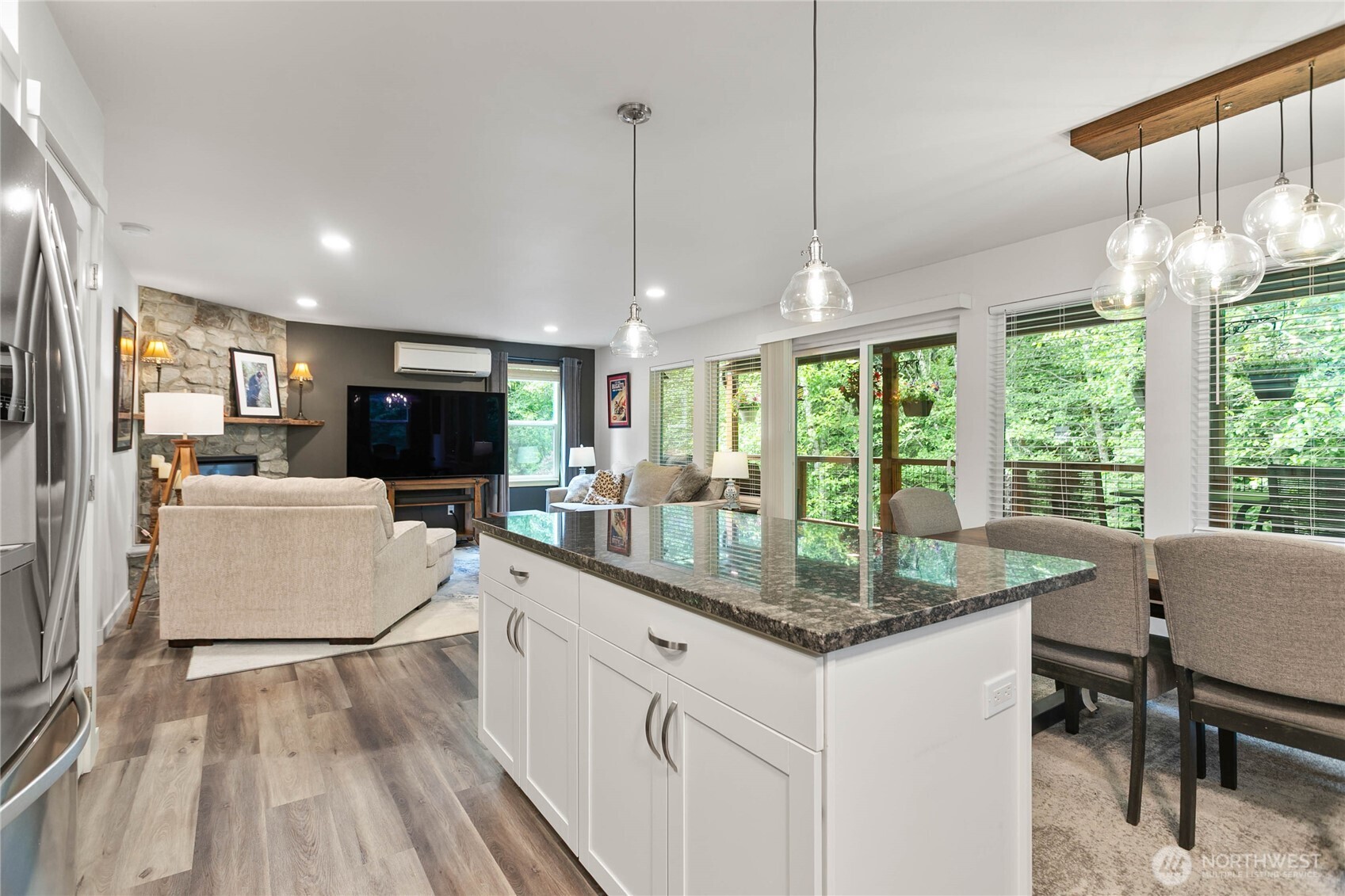 463 E Alder Drive