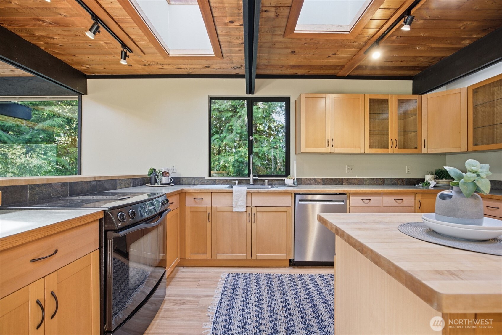 263 Chuckanut Point Road