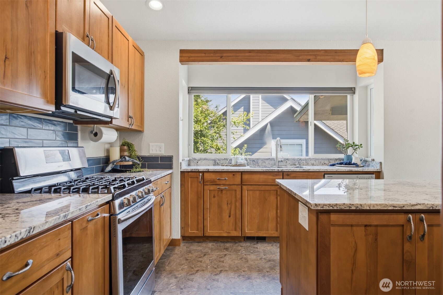 4215 Northridge Way